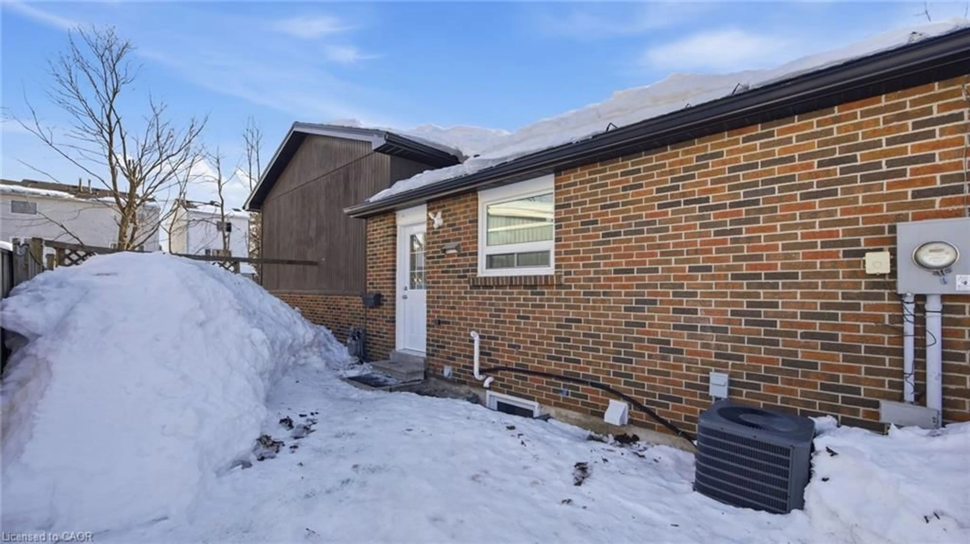 Home with brick exterior material, street for 45 Austen Lane, Barrie Ontario L4N 4V4