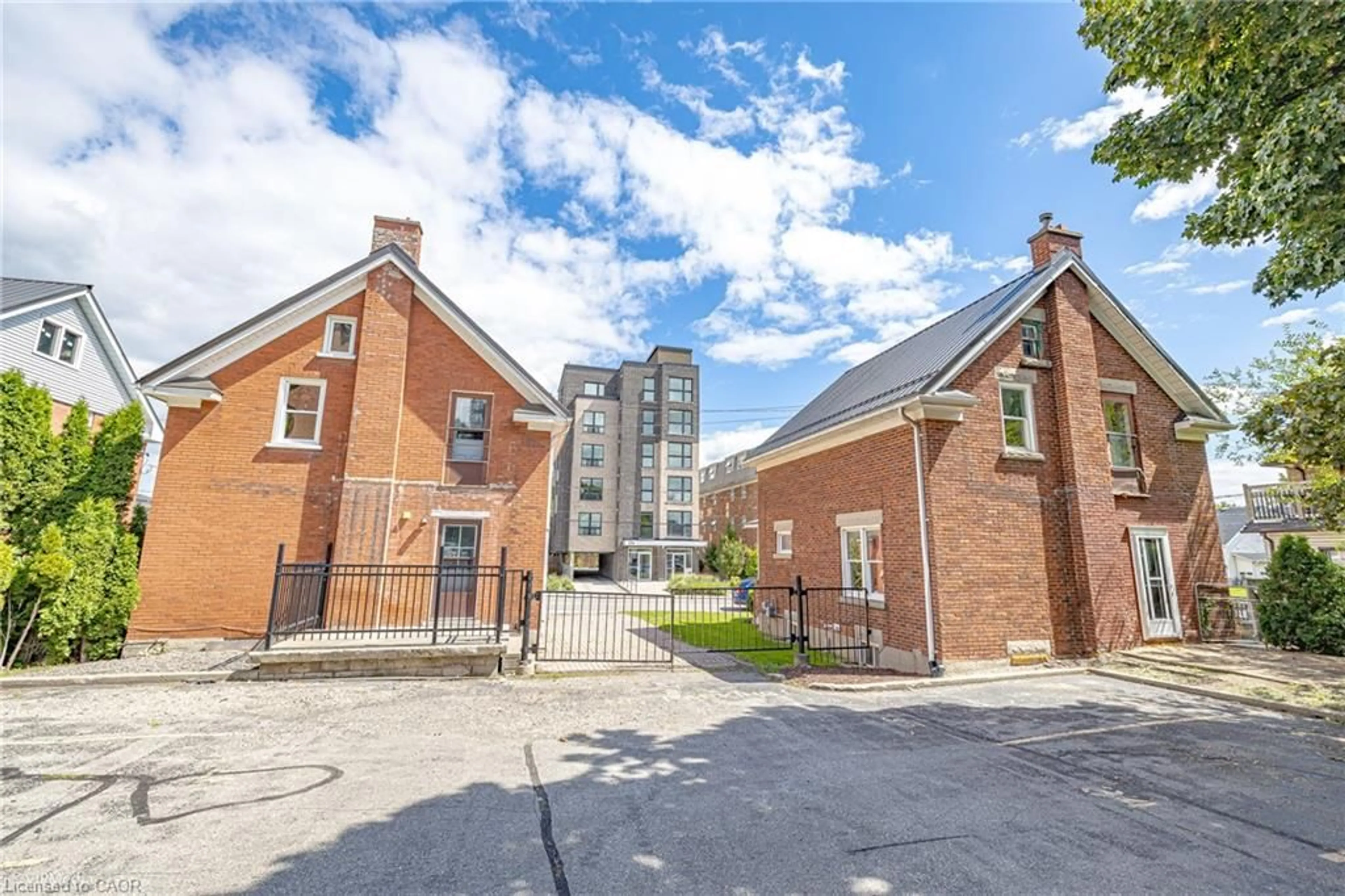 Unknown for 175 Regina St, Waterloo Ontario N2J 3B4