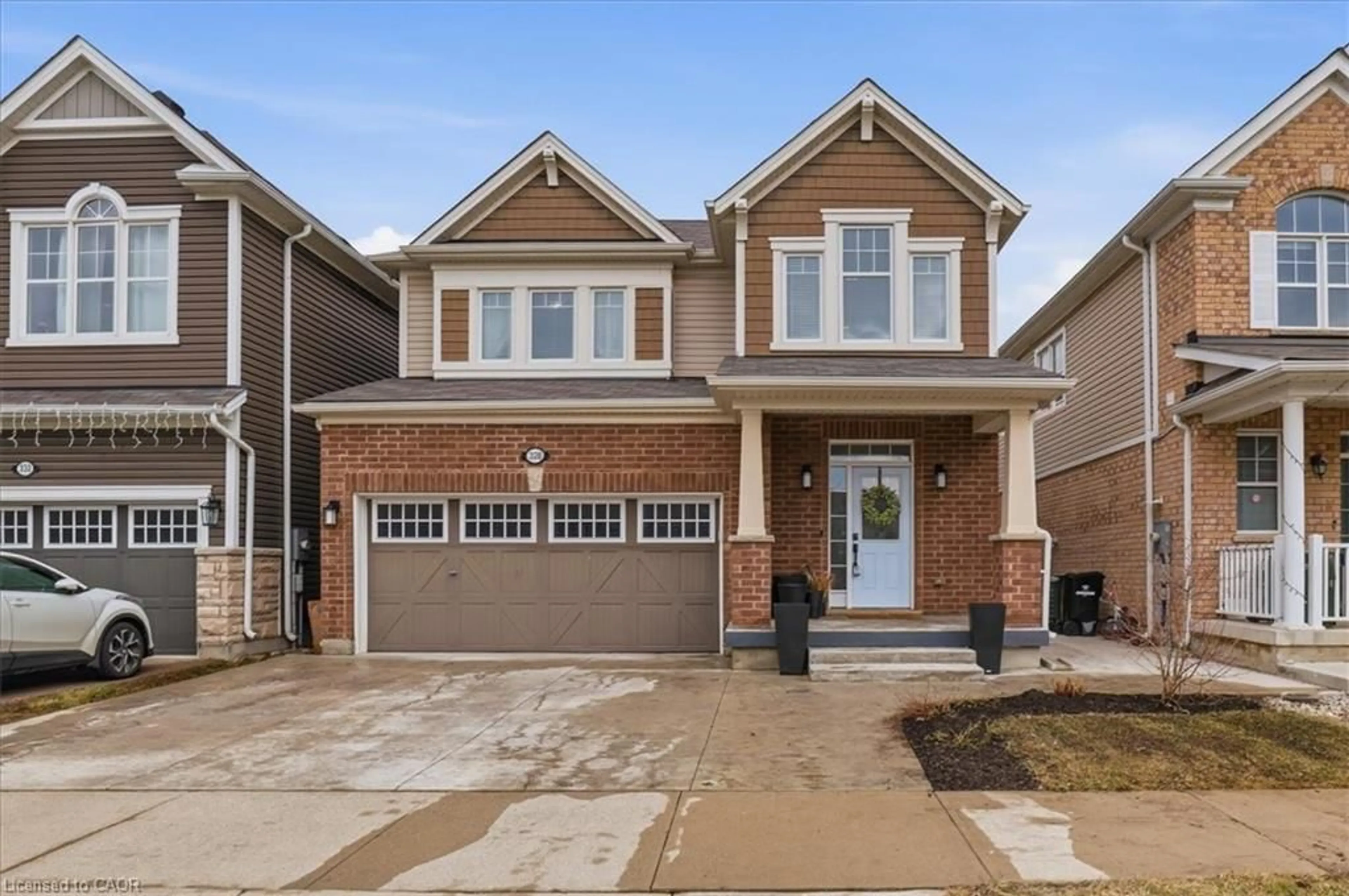Home with brick exterior material, street for 328 Shady Glen Cres, Kitchener Ontario N2R 0J9