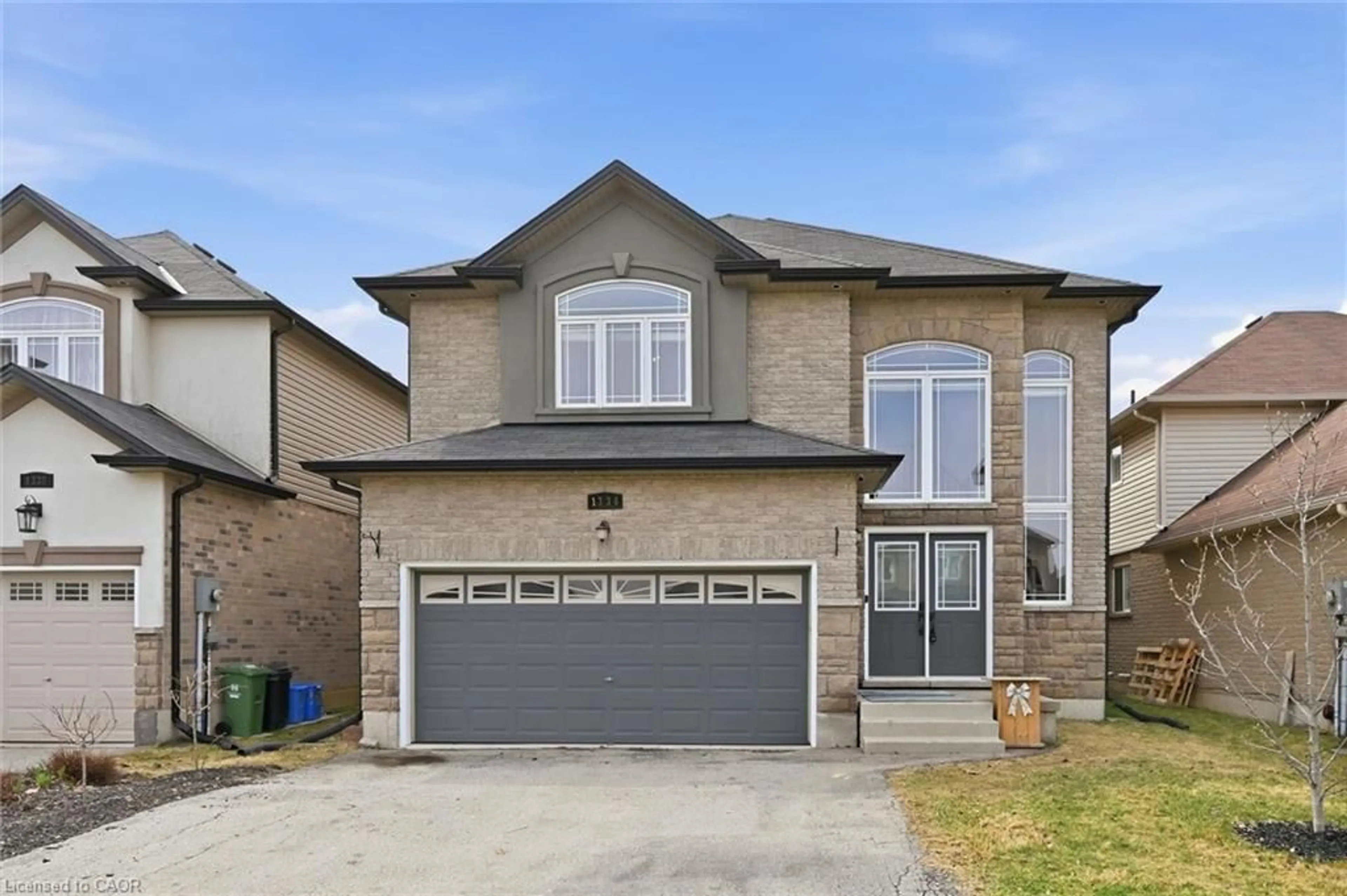 Home with brick exterior material, street for 1334 Upper Paradise Rd, Hamilton Ontario L9B 0C3