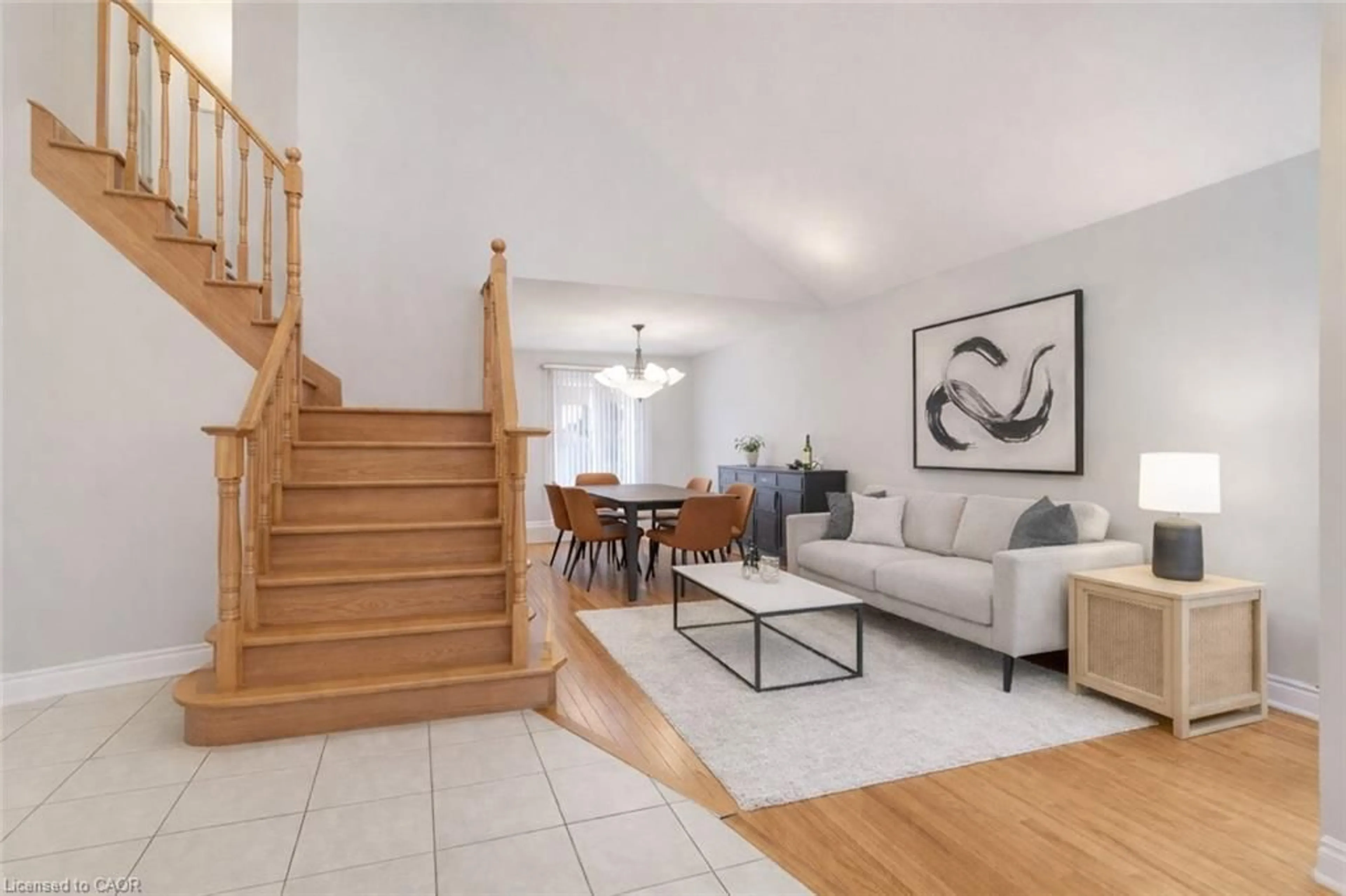 Living room with furniture, unknown for 42 Hillgarden Dr, Stoney Creek Ontario L8J 3R3