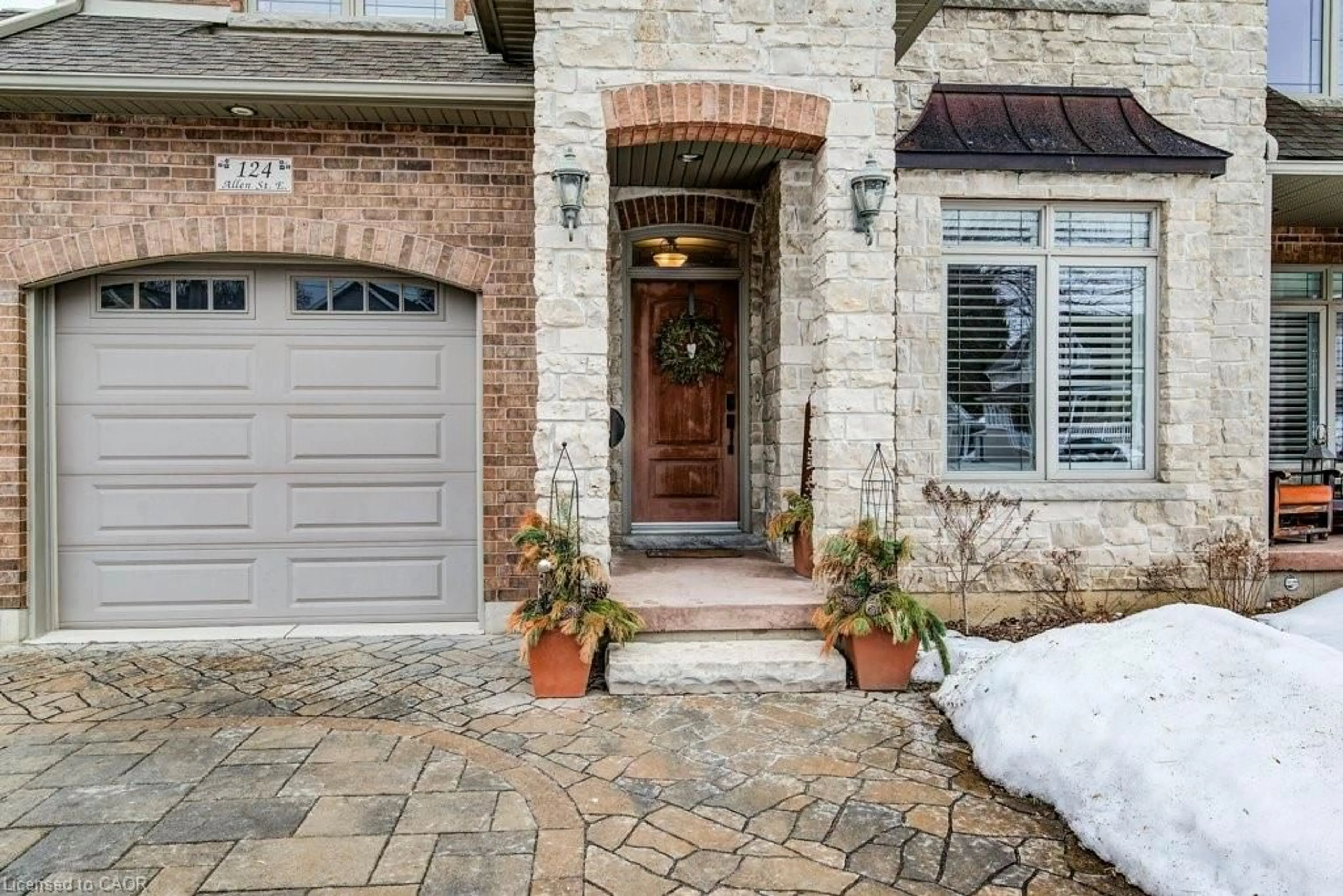 Home with brick exterior material, street for 124 Allen St, Waterloo Ontario N2J 1J4