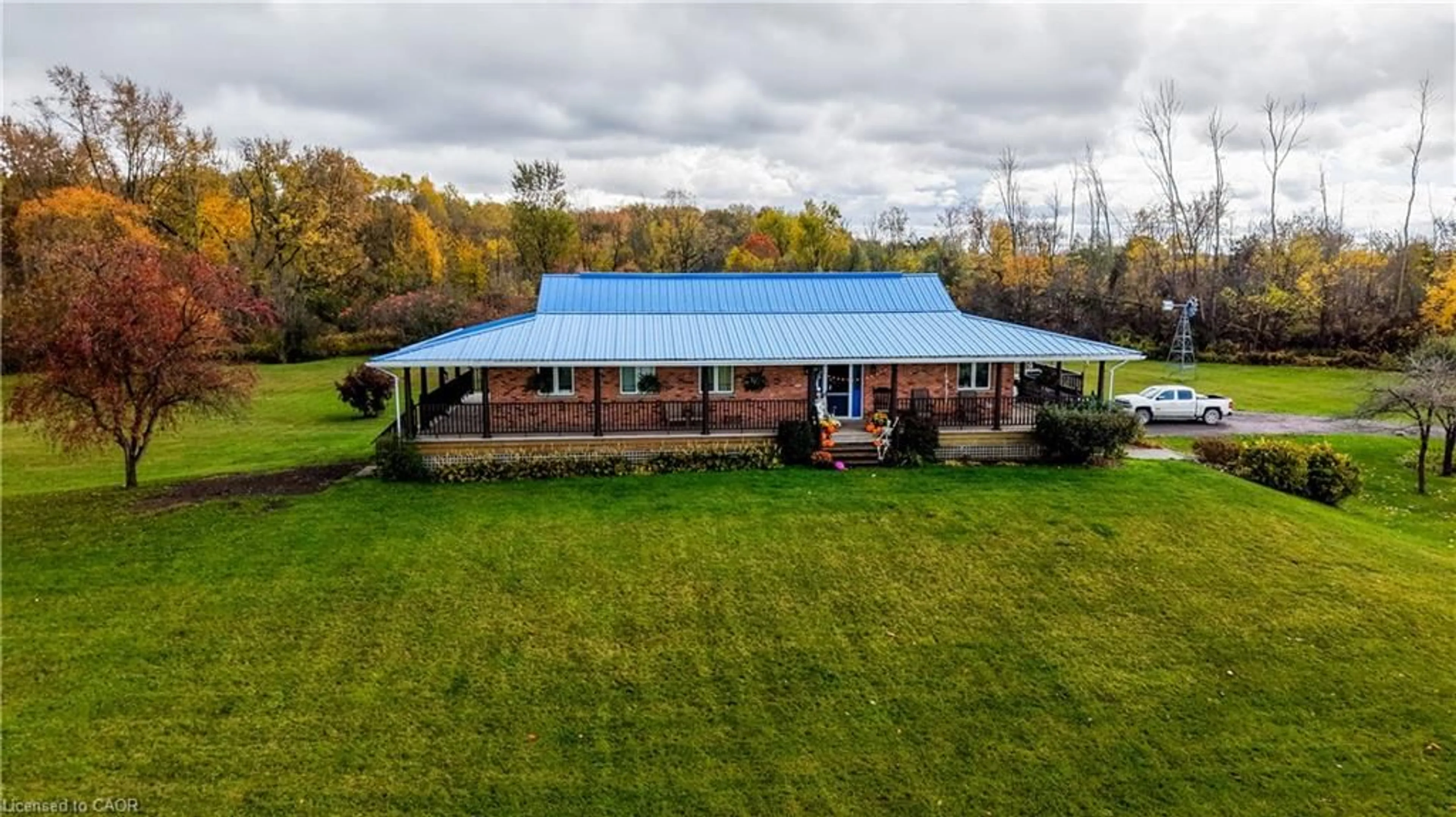 A pic from outside/outdoor area/front of a property/back of a property/a pic from drone, water/lake/river/ocean view for 826692 Township Rd 8, Drumbo Ontario N0J 1G0