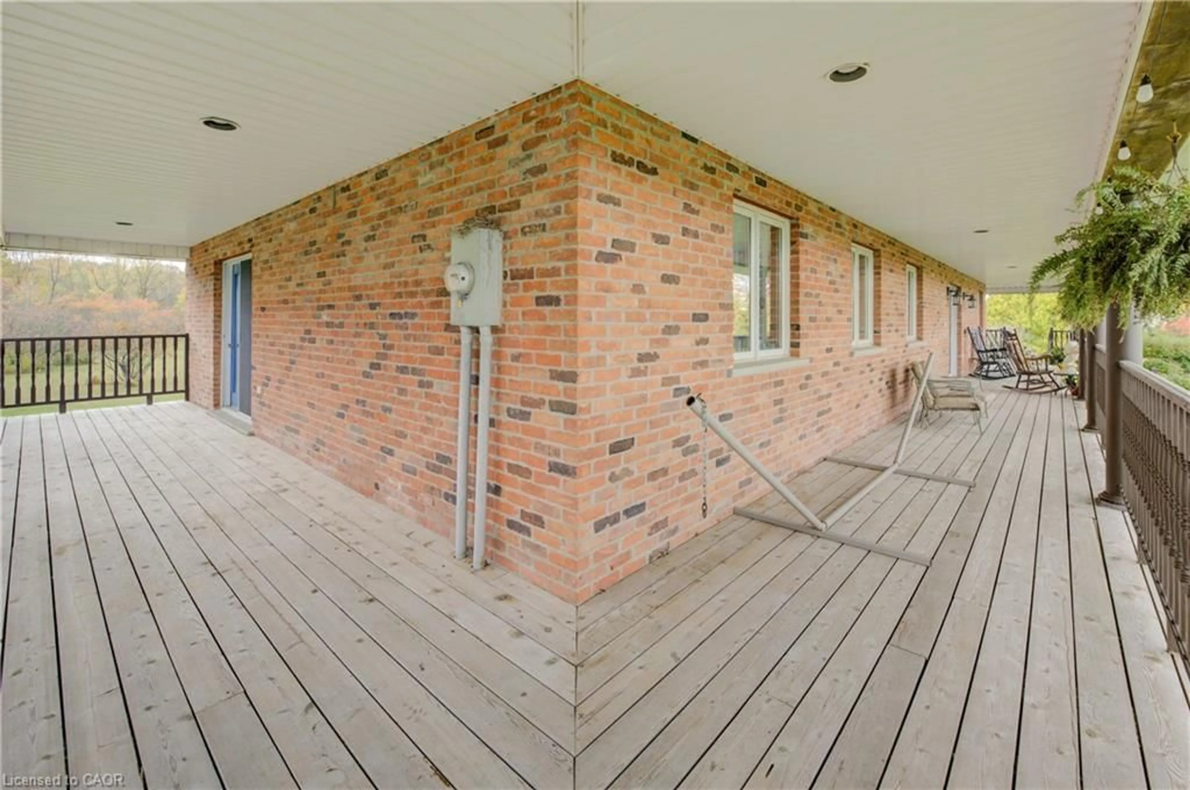 Patio, building for 826692 Township Rd 8, Drumbo Ontario N0J 1G0