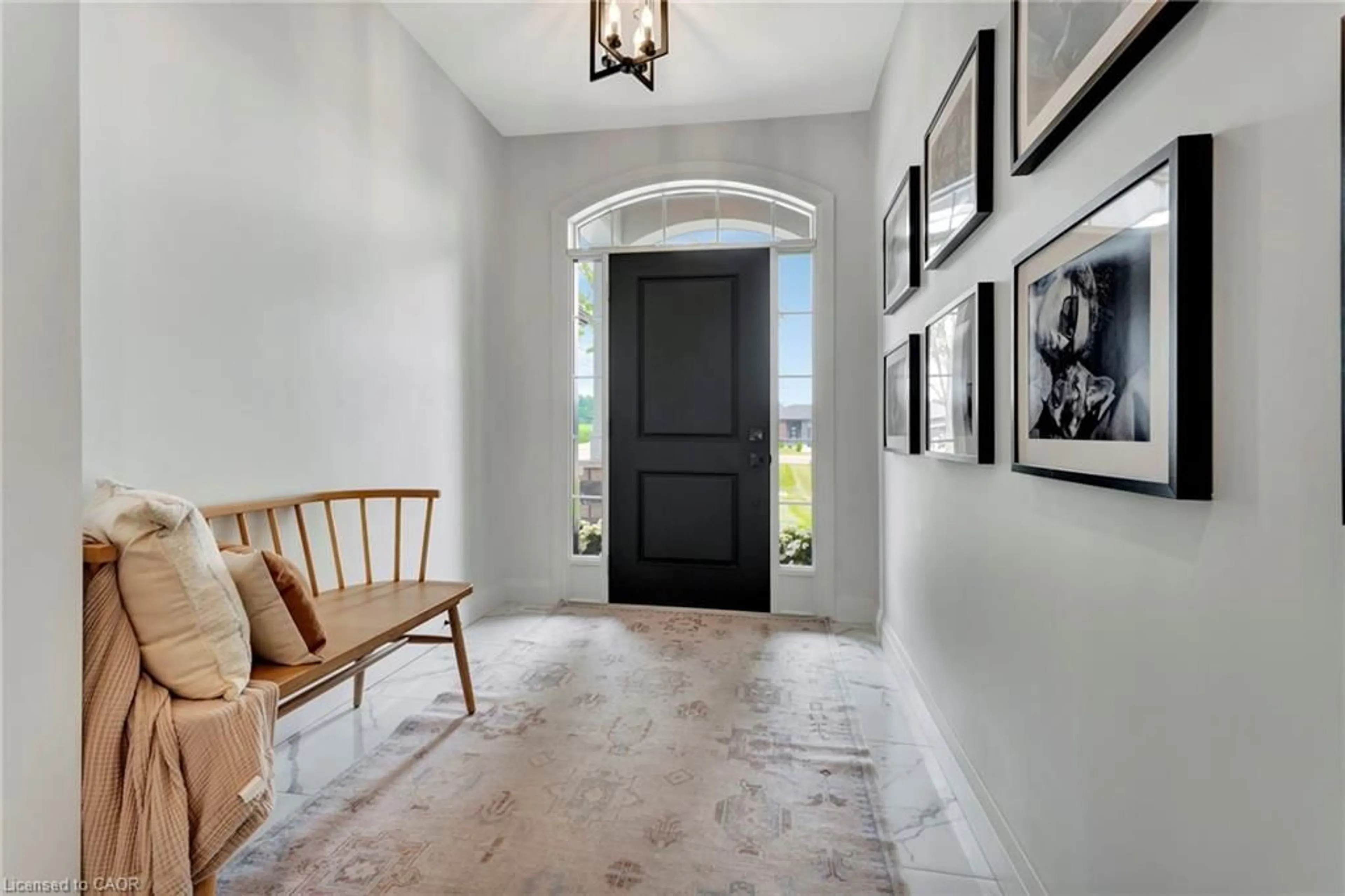 Indoor entryway for 11715 Plank Rd, Eden Ontario N0J 1H0