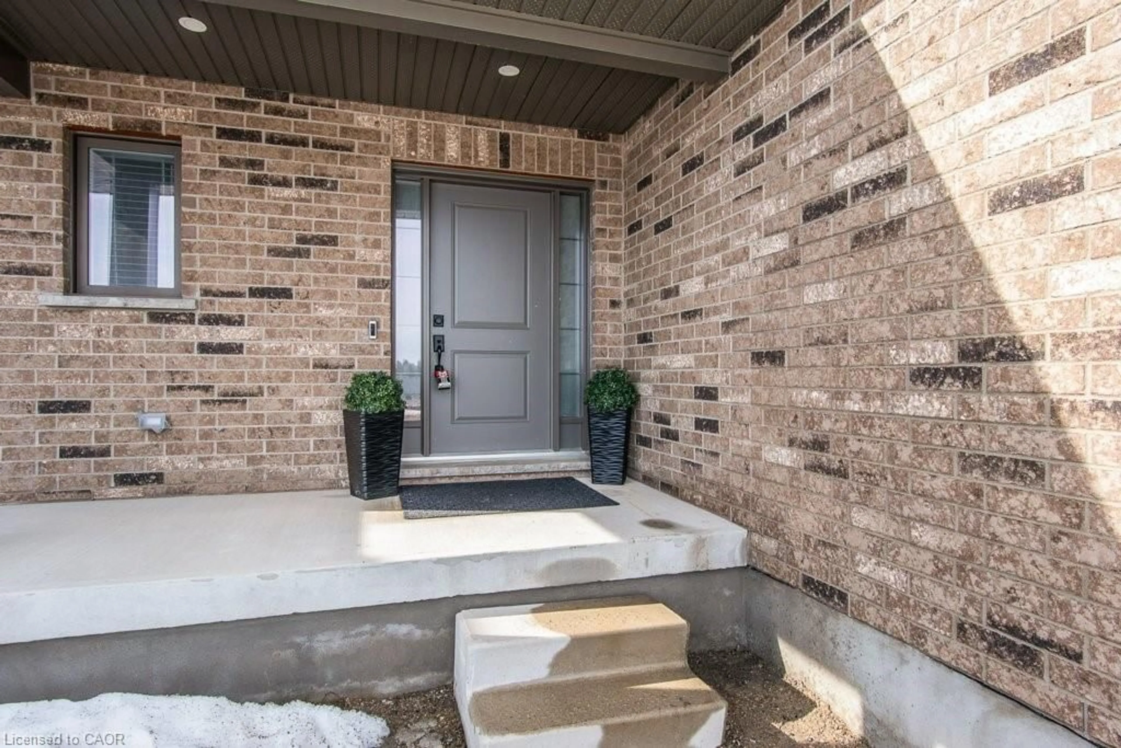 Unknown for 95 Pugh St, Milverton Ontario N0K 1M0