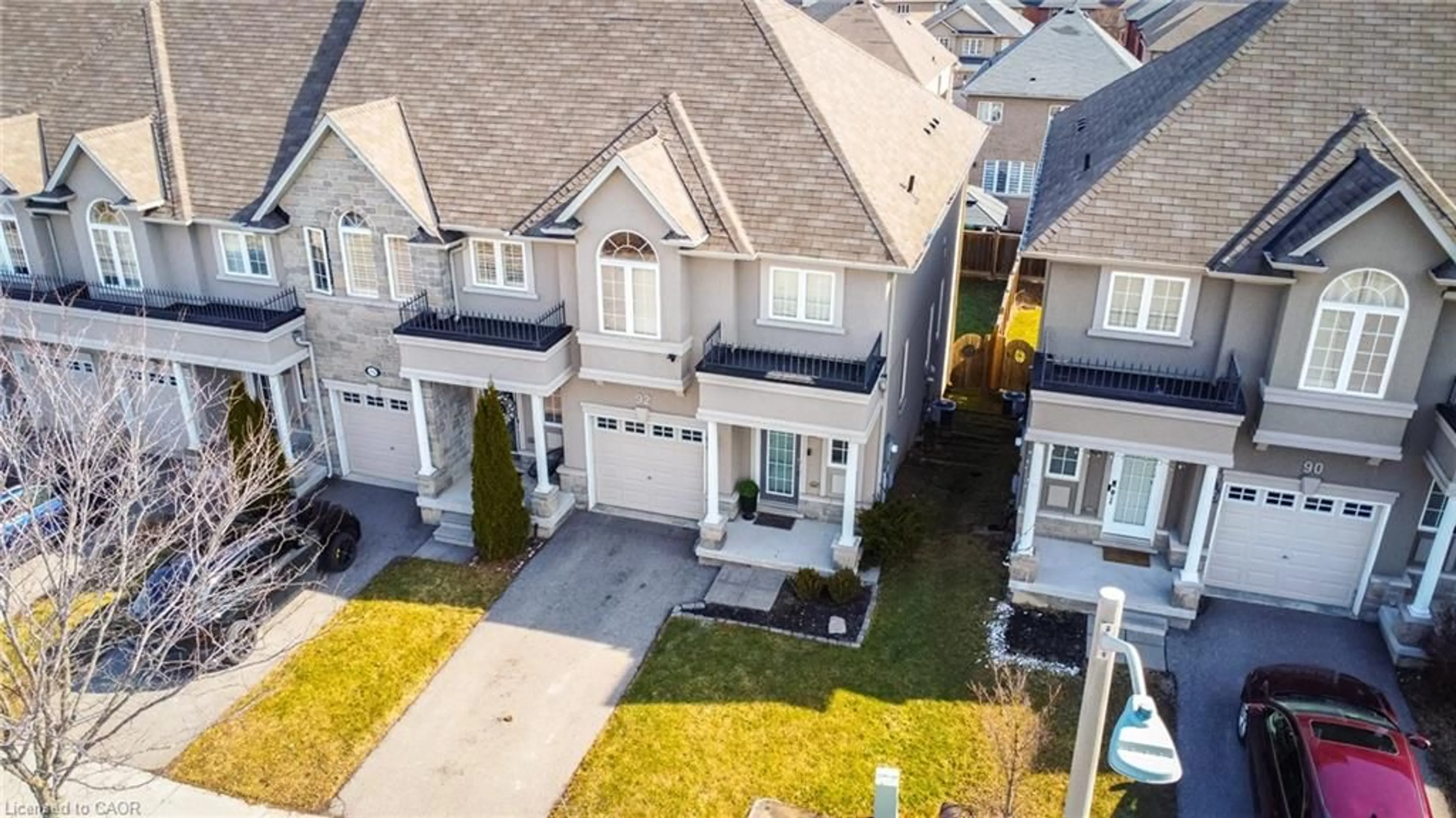 A pic from outside/outdoor area/front of a property/back of a property/a pic from drone, street for 92 Vinton Rd, Ancaster Ontario L9K 0G6