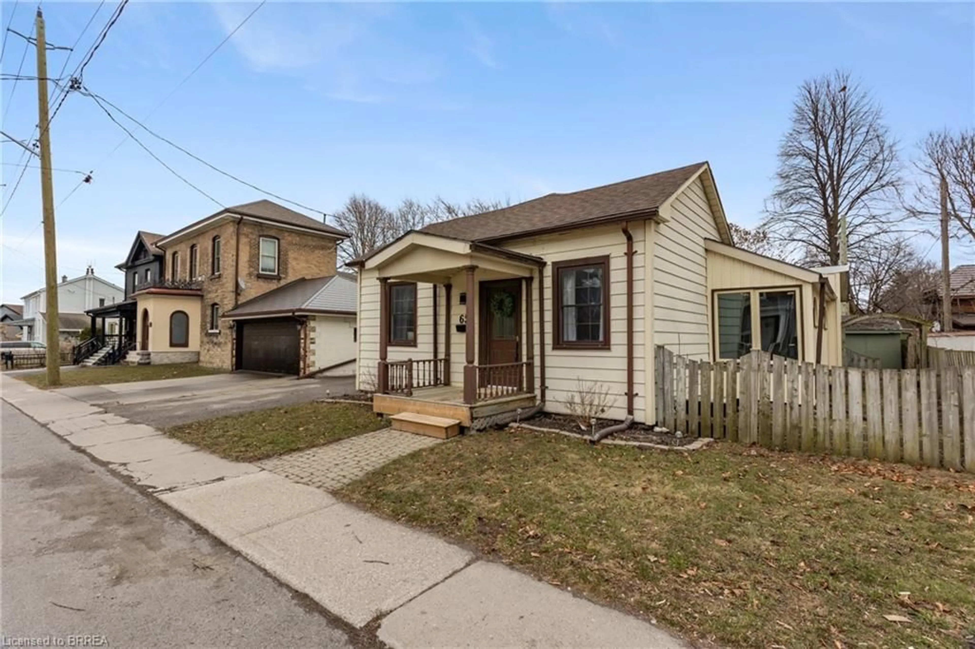 Unknown for 65 Palace St, Brantford Ontario N3T 3W8