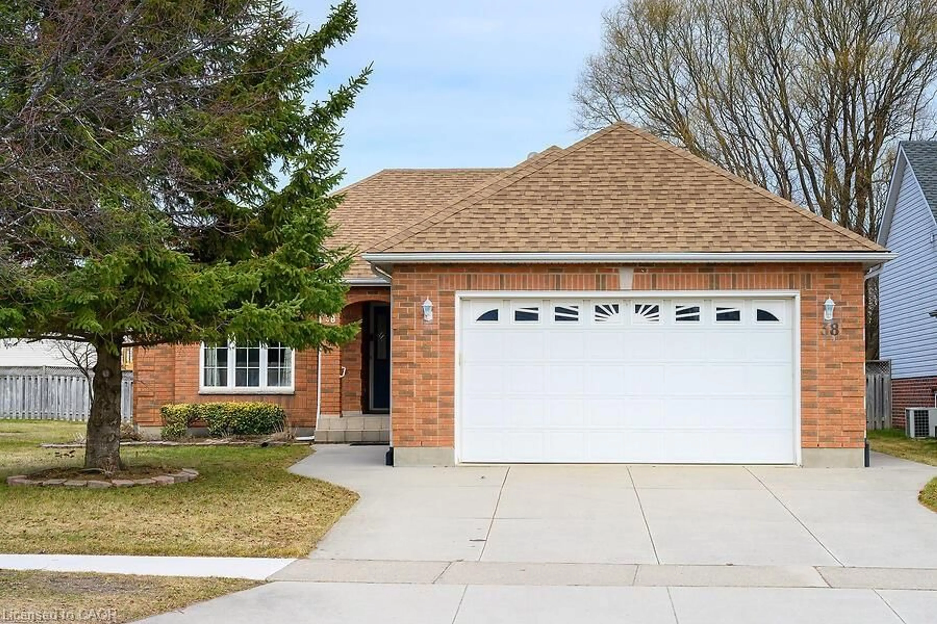 Home with brick exterior material, street for 38 Cedar Park Dr, Welland Ontario L3C 7C8