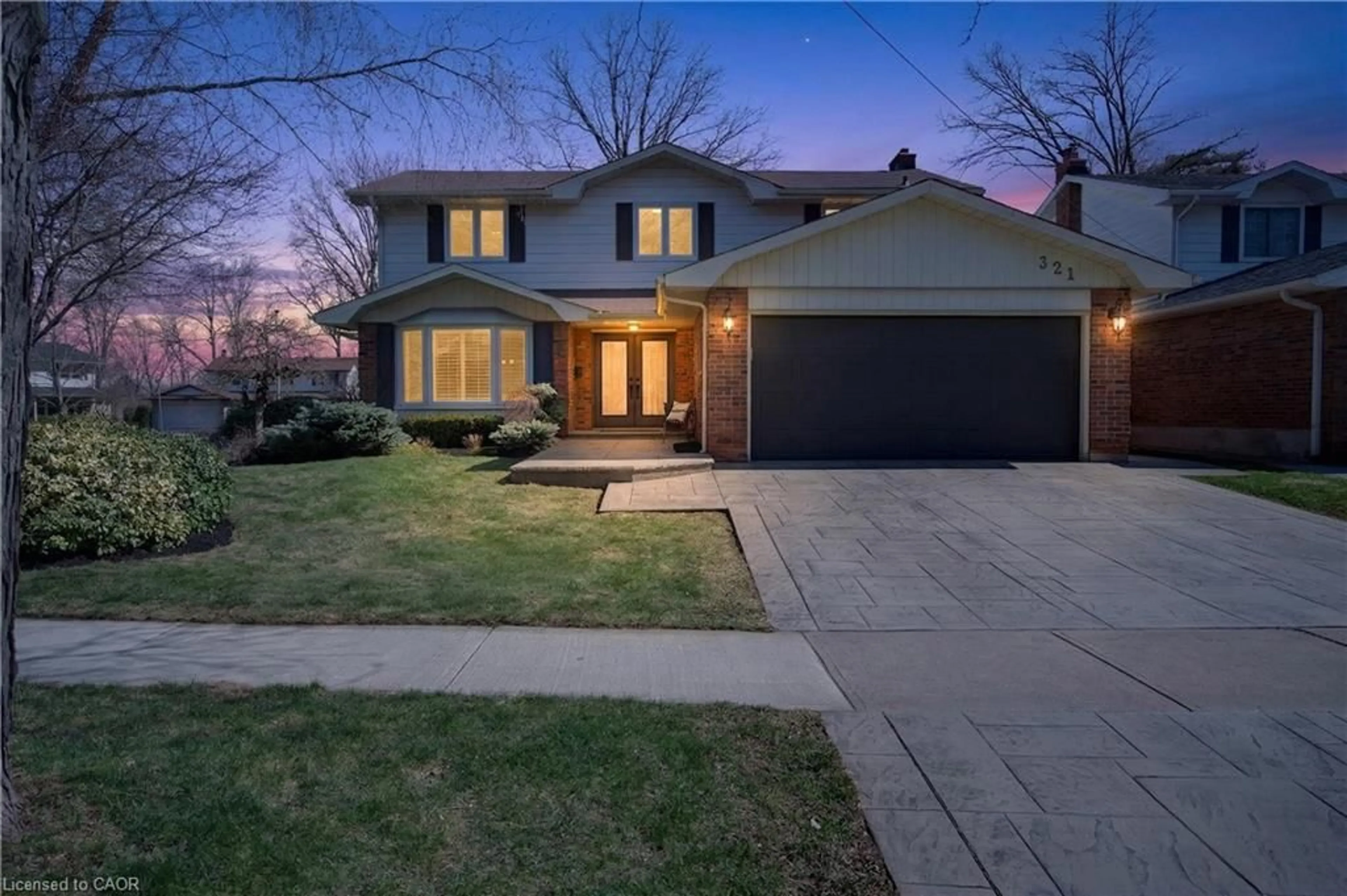 Unknown for 321 Bryant Cres, Burlington Ontario L7L 4Z1