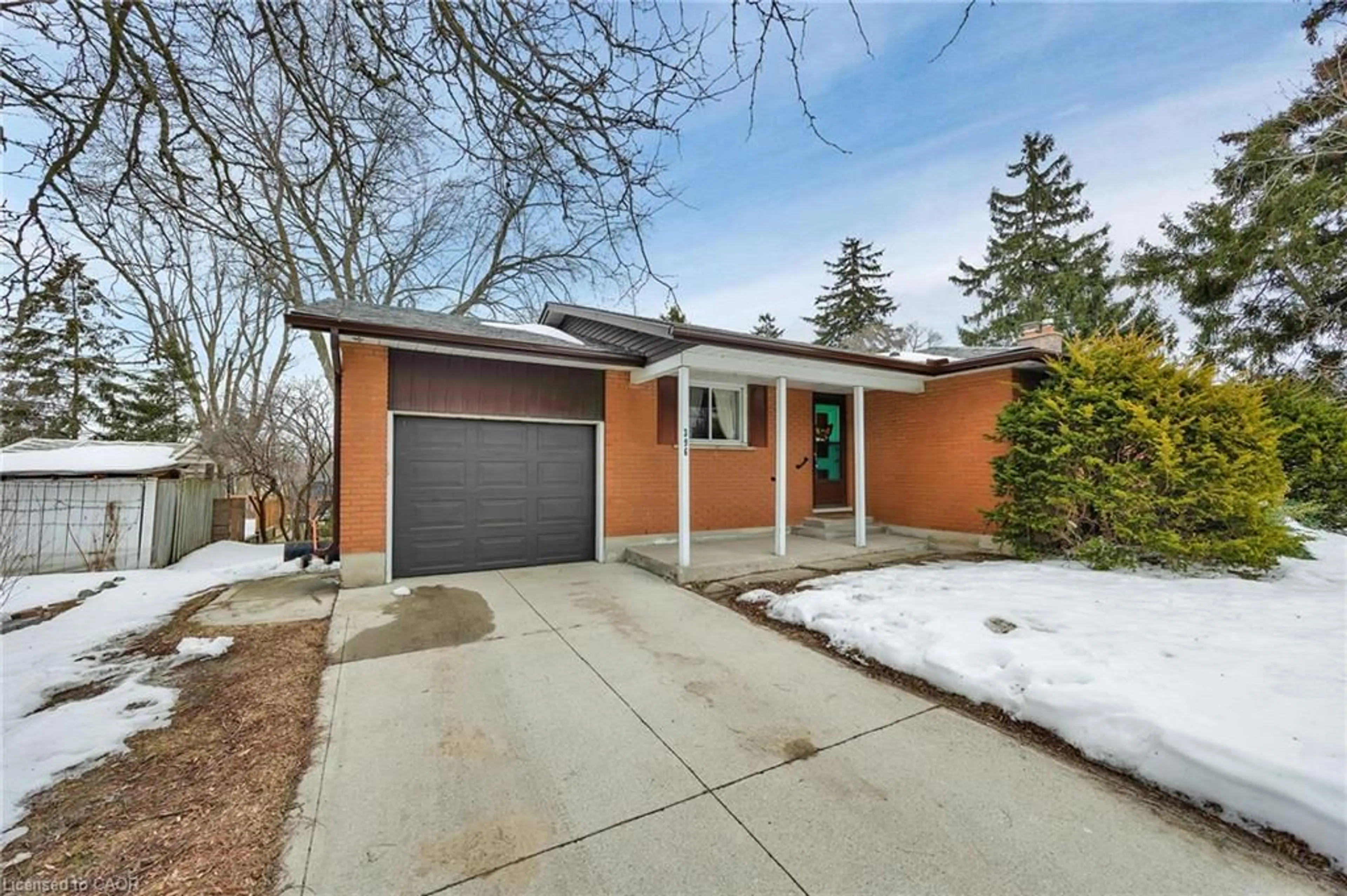 Home with brick exterior material, street for 396 Fischer Hallman Rd, Kitchener Ontario N2M 4Y1