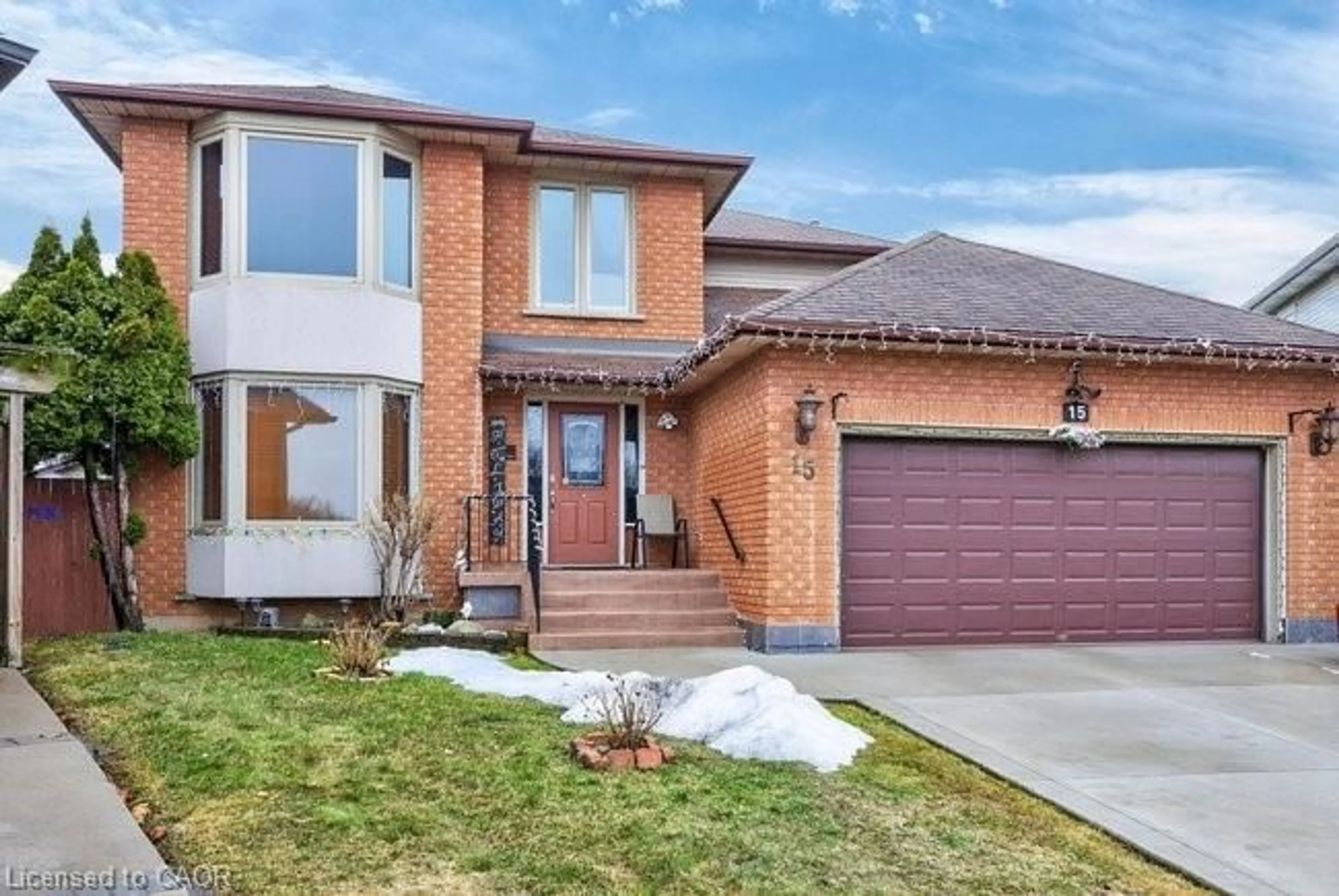 Home with brick exterior material, street for 15 Talia Crt, Hamilton Ontario L8E 4X8