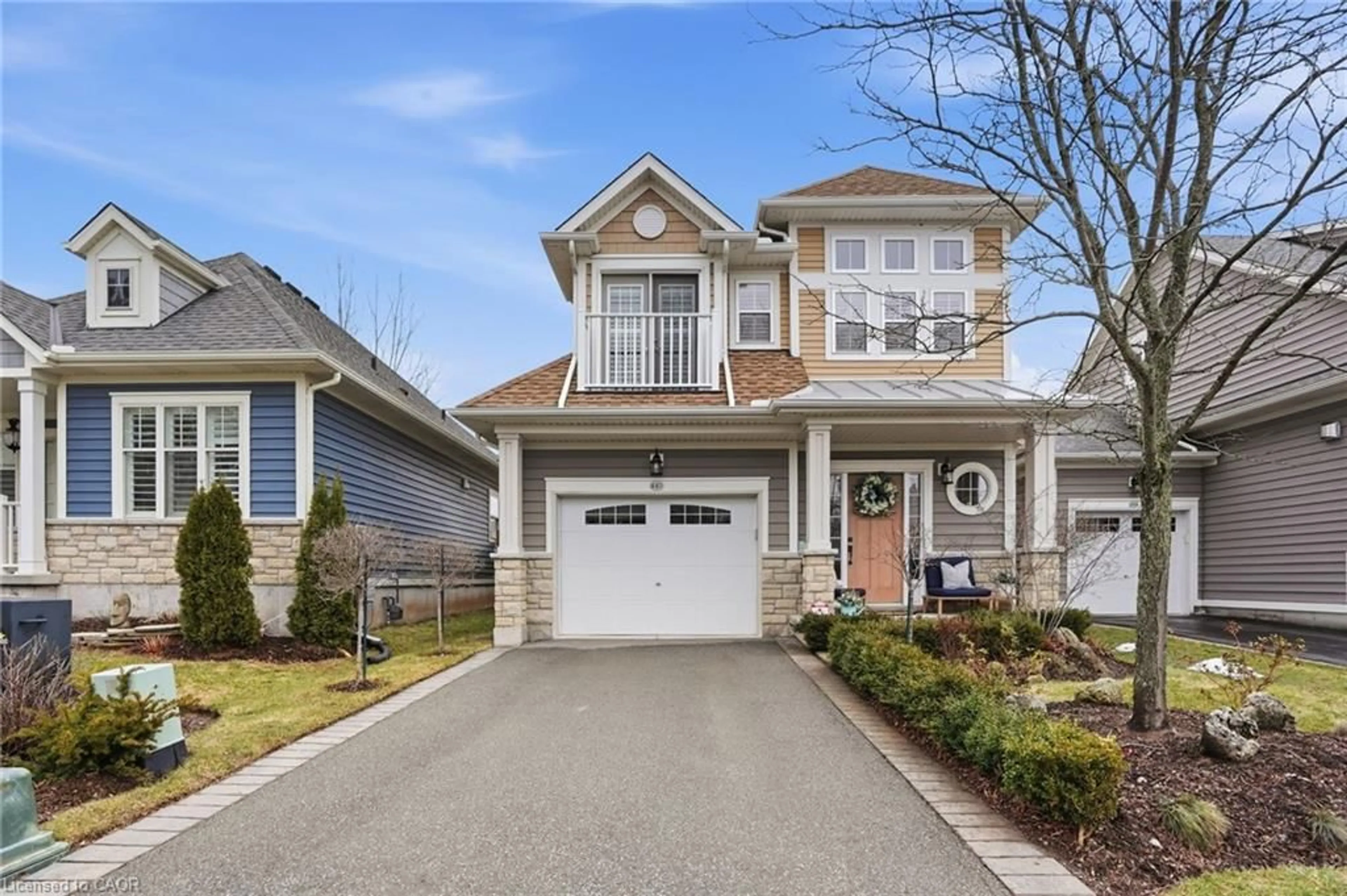 Home with vinyl exterior material, street for 440 Ridgeway Rd, Crystal Beach Ontario L0S 1B0