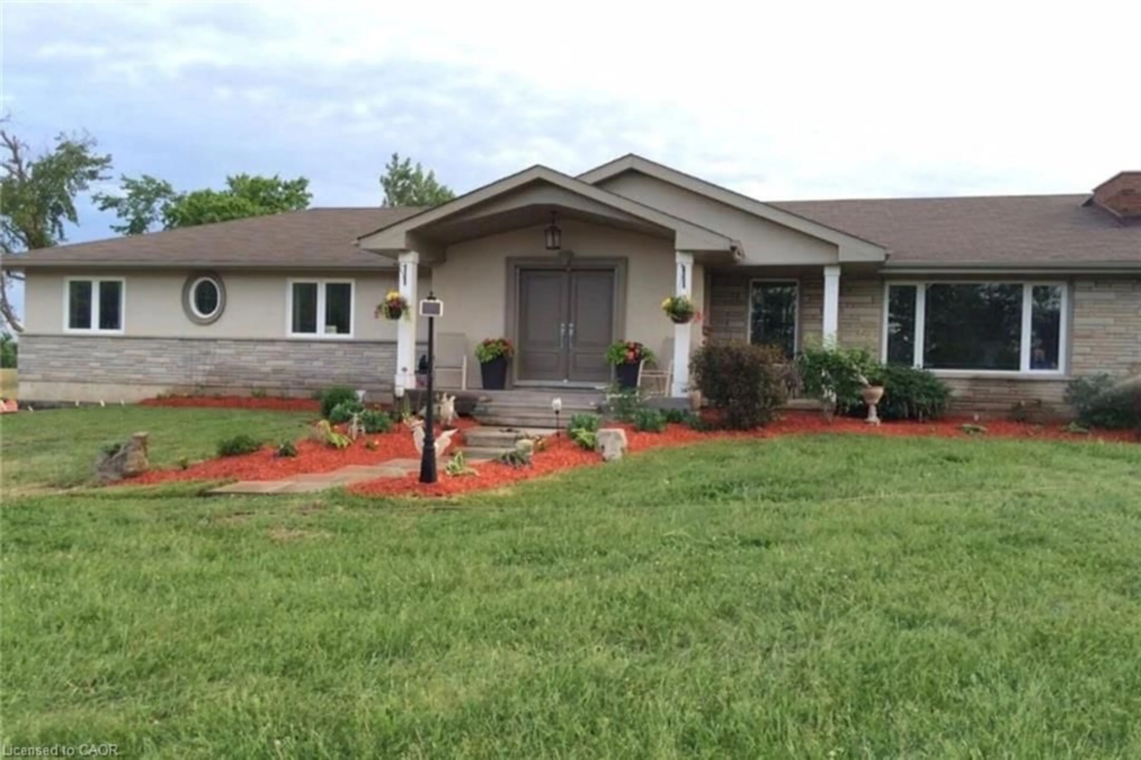 Home with brick exterior material, street for 5022 Sixth Line, Erin Ontario N0B 1T0