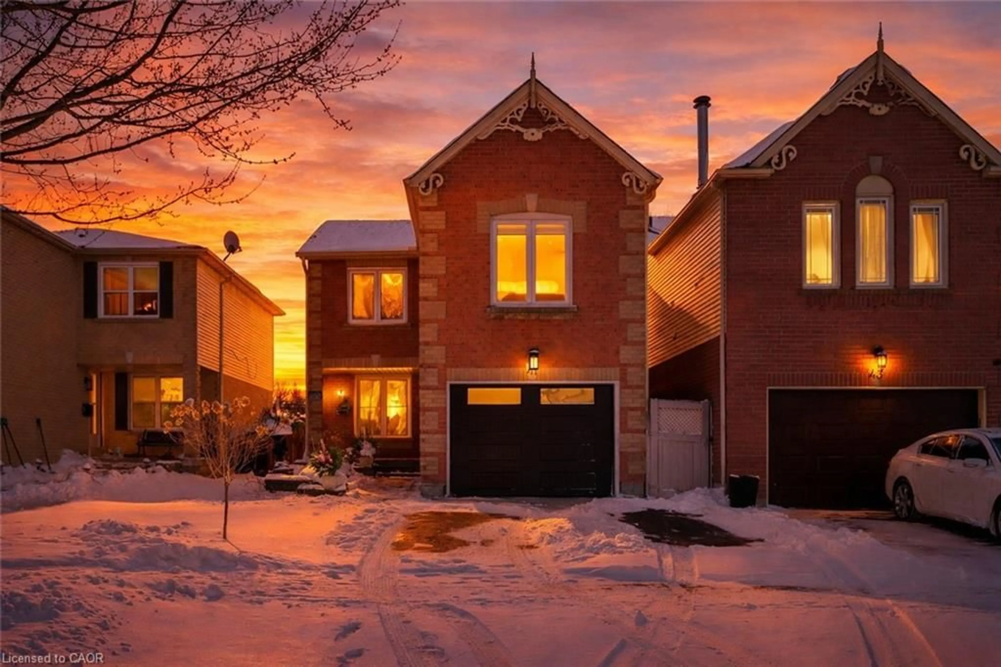 Home with brick exterior material, street for 41 Yorkville Dr, Courtice Ontario L1E 2A7