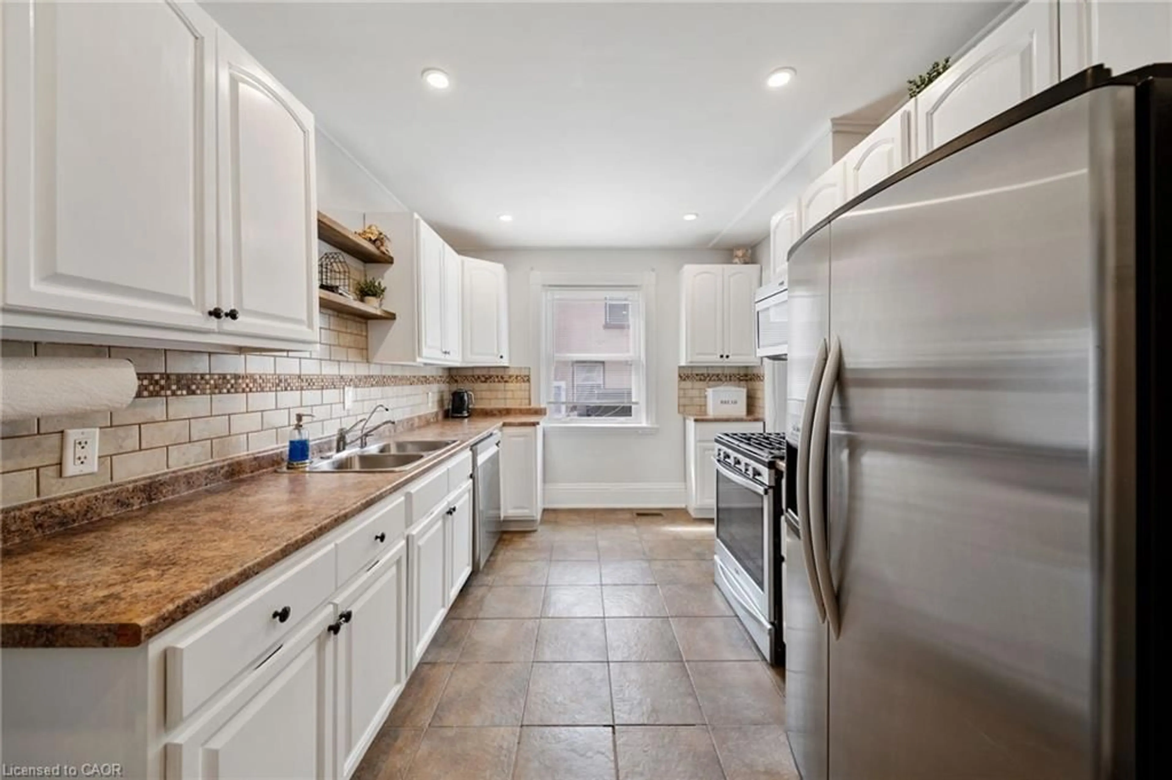 Unknown for 3 Lloyd St #B, Brantford Ontario N3S 3E3