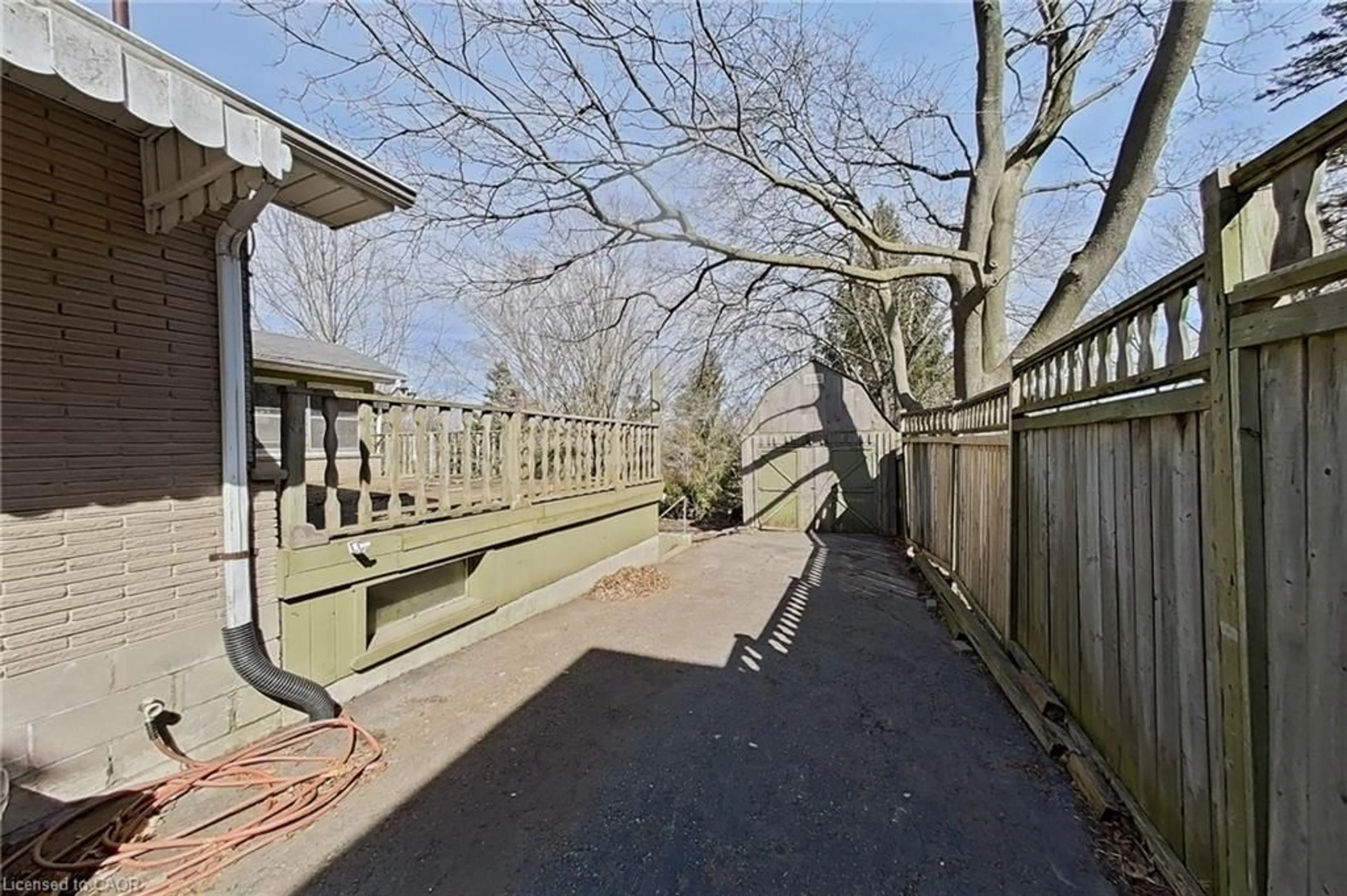 Patio, street for 634 St Andrew St, Port Dover Ontario N0A 1N0