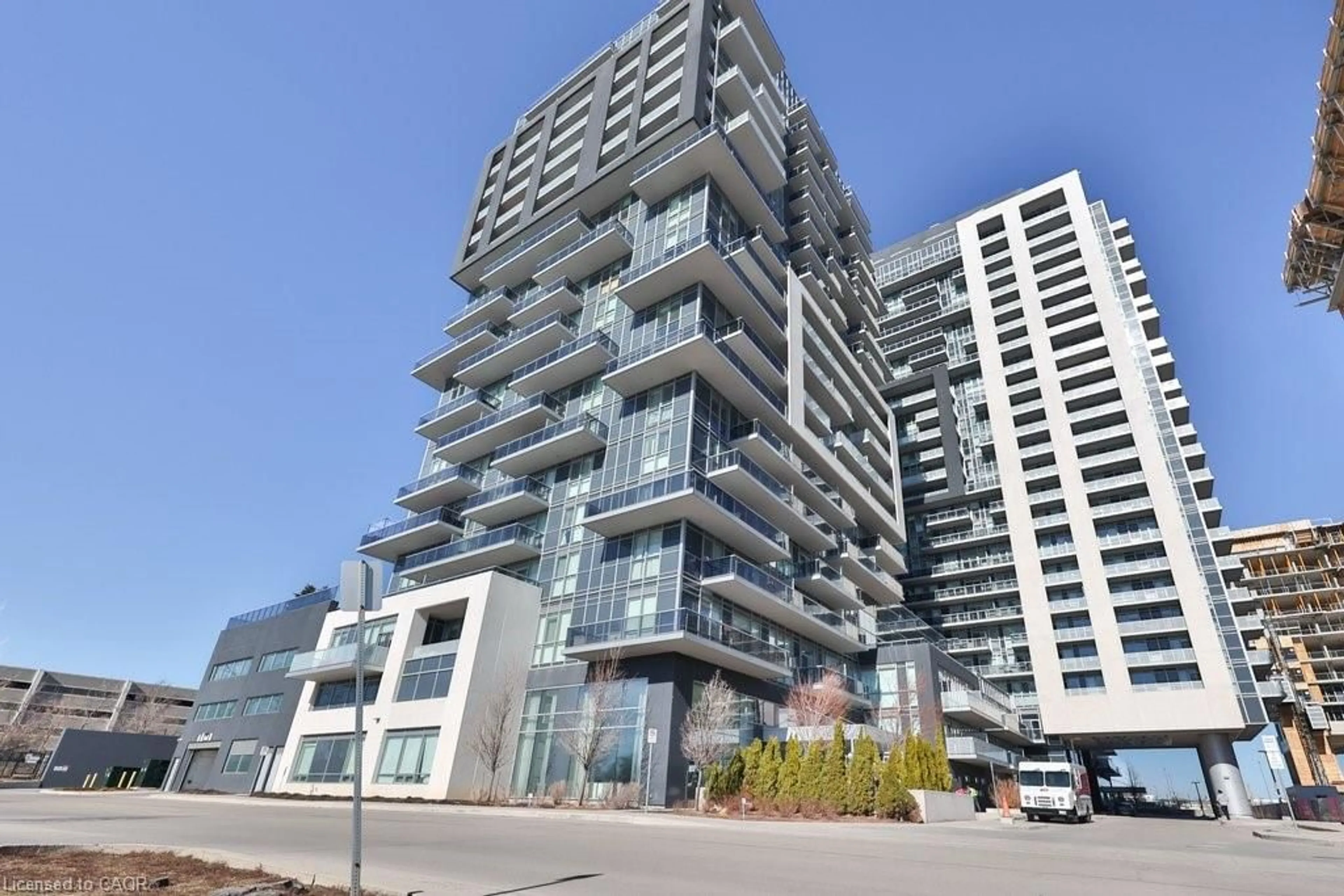 Unknown for 2081 Fairview St #1504, Burlington Ontario L7R 0E4