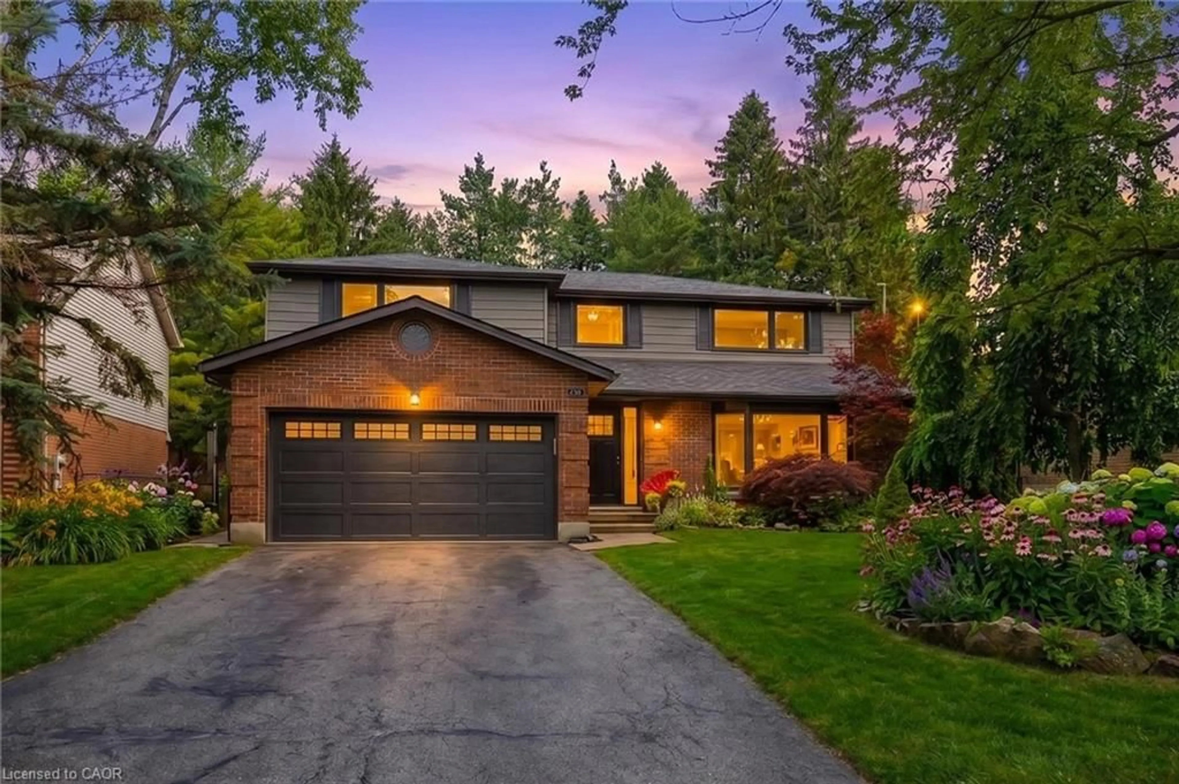 Home with brick exterior material, street for 450 Winchester Dr, Waterloo Ontario N2T 1J1