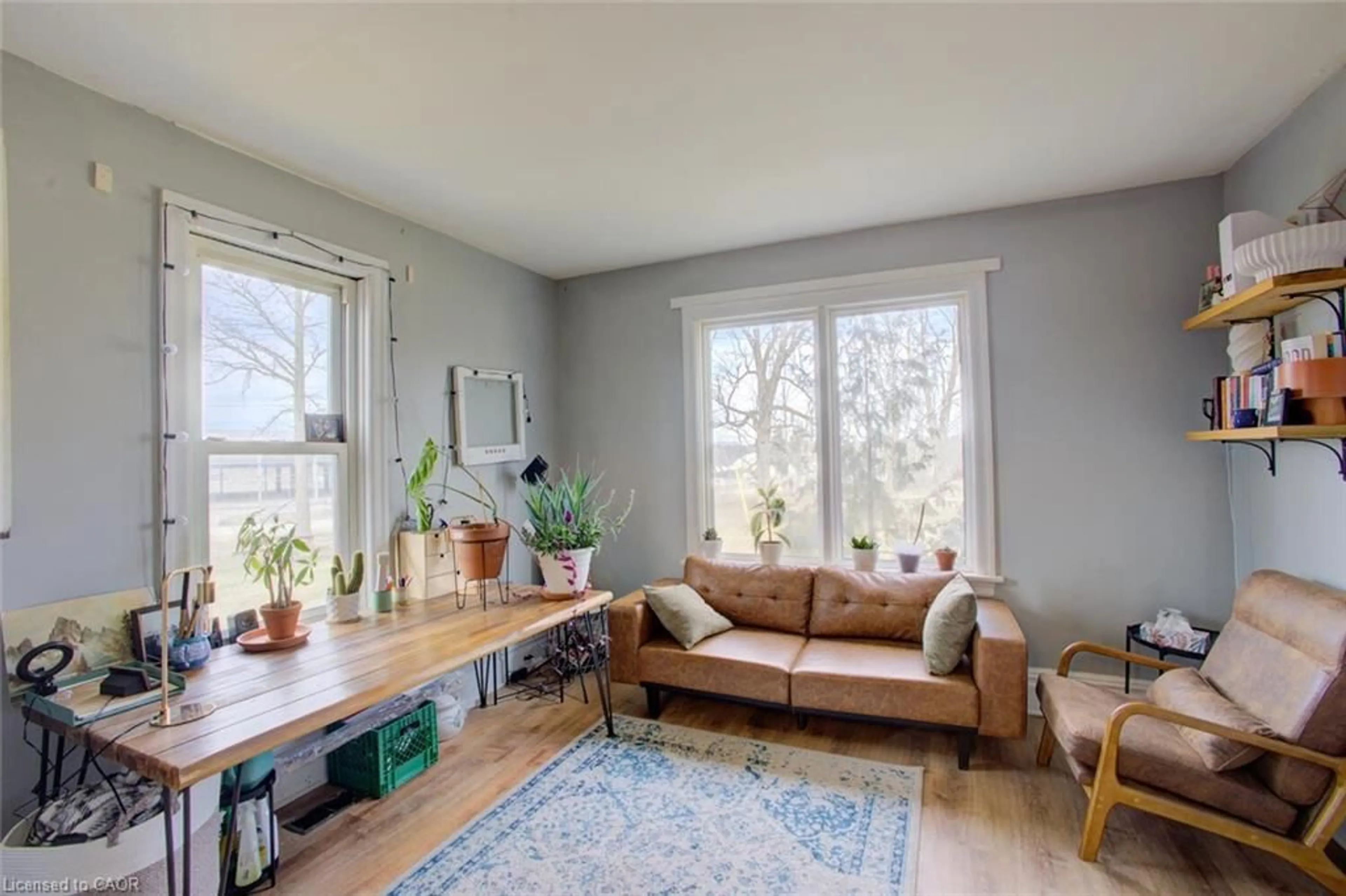 Living room with furniture, unknown for 295 Vincent St, Woodstock Ontario N4S 5M2