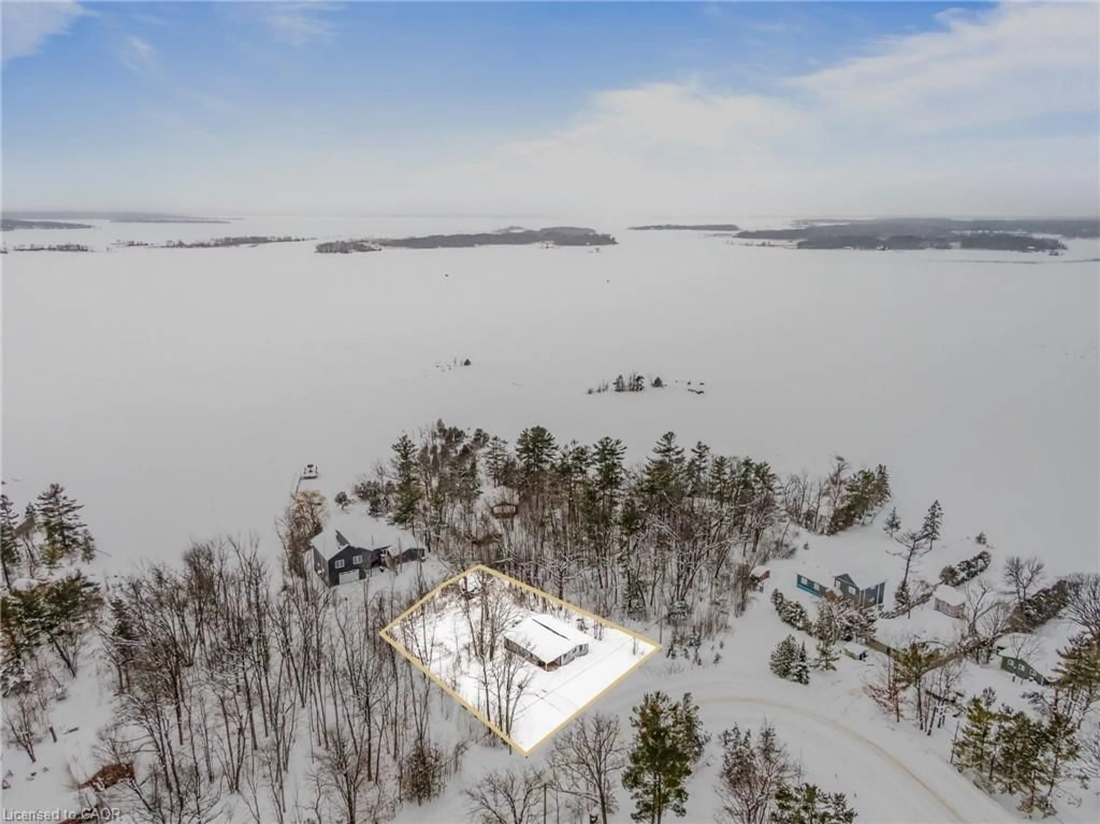 A pic from outside/outdoor area/front of a property/back of a property/a pic from drone, water/lake/river/ocean view for 68 Forest Harbour Pky, Waubaushene Ontario L0K 2C0