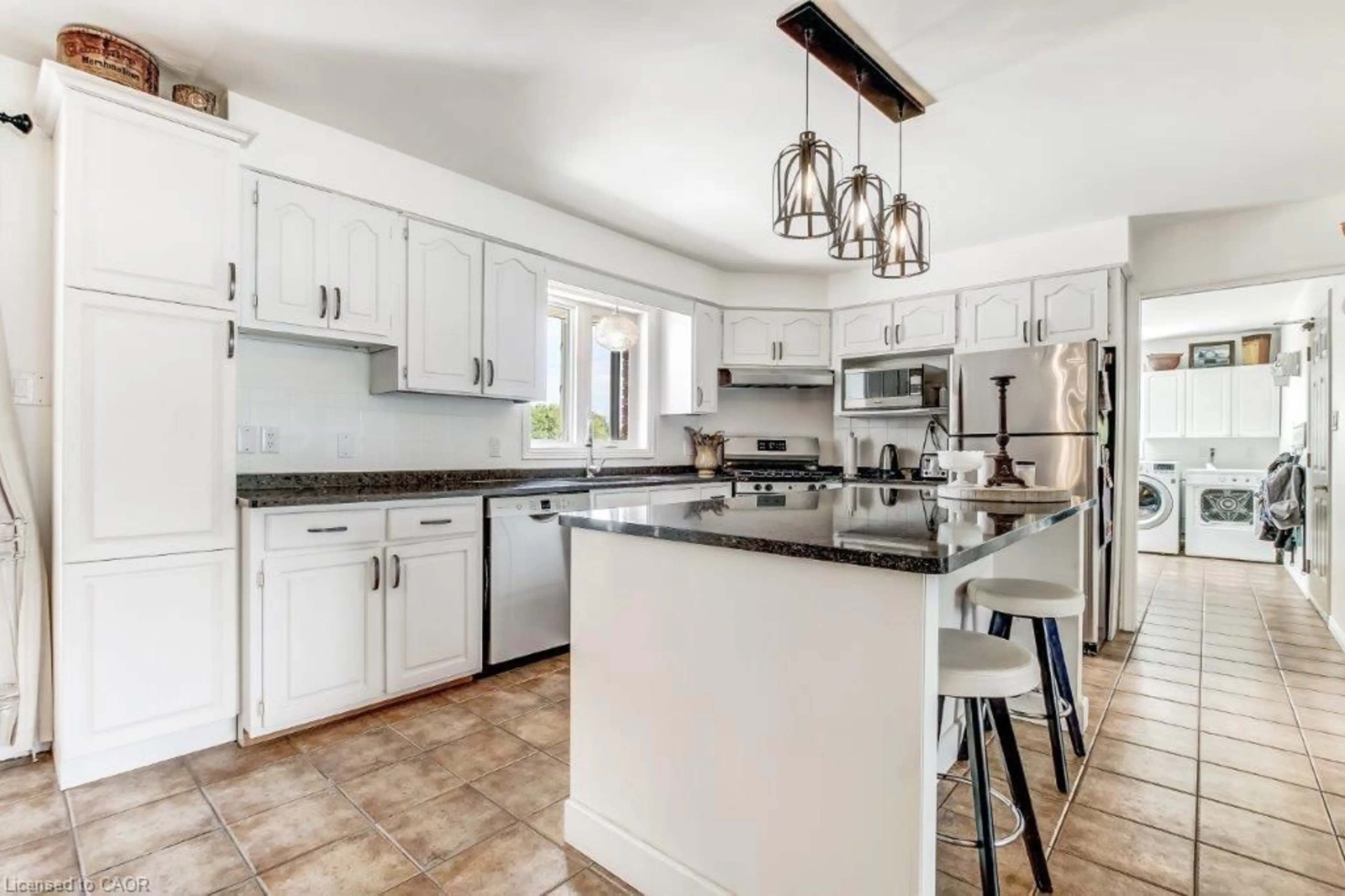 Open concept kitchen, ceramic/tile floor for 4 Donjon Blvd, Port Dover Ontario N0A 1N7