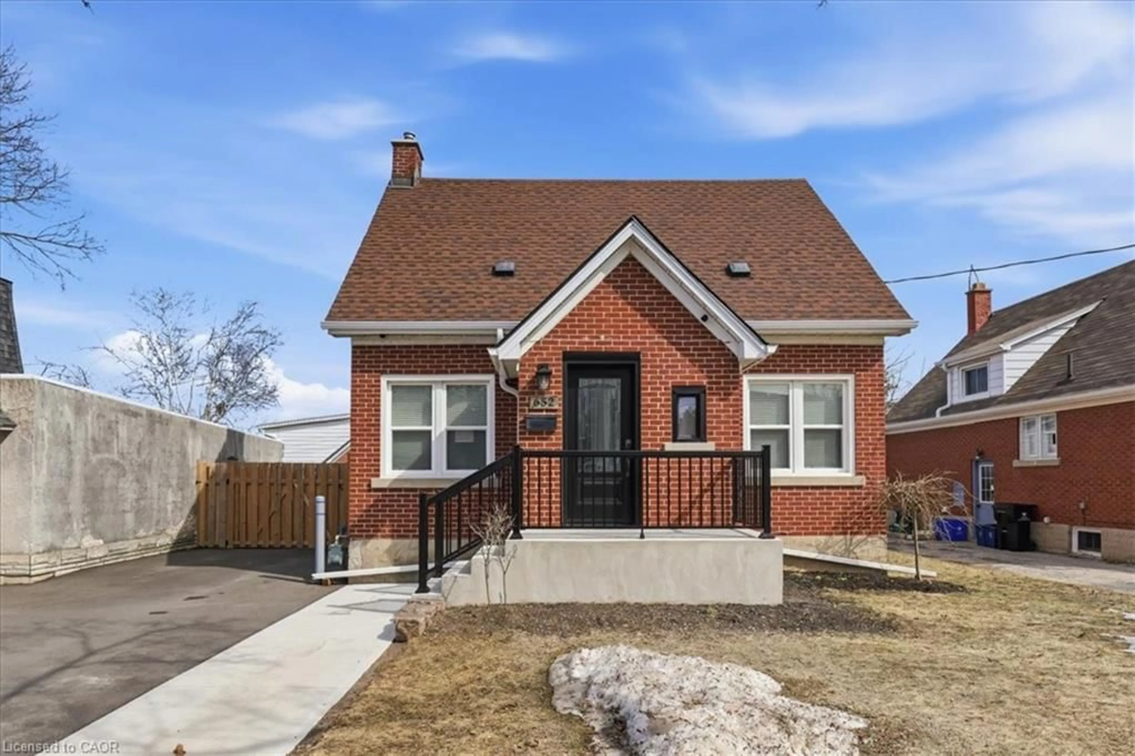Home with brick exterior material, street for 652 Weber St, Kitchener Ontario N2H 1H2