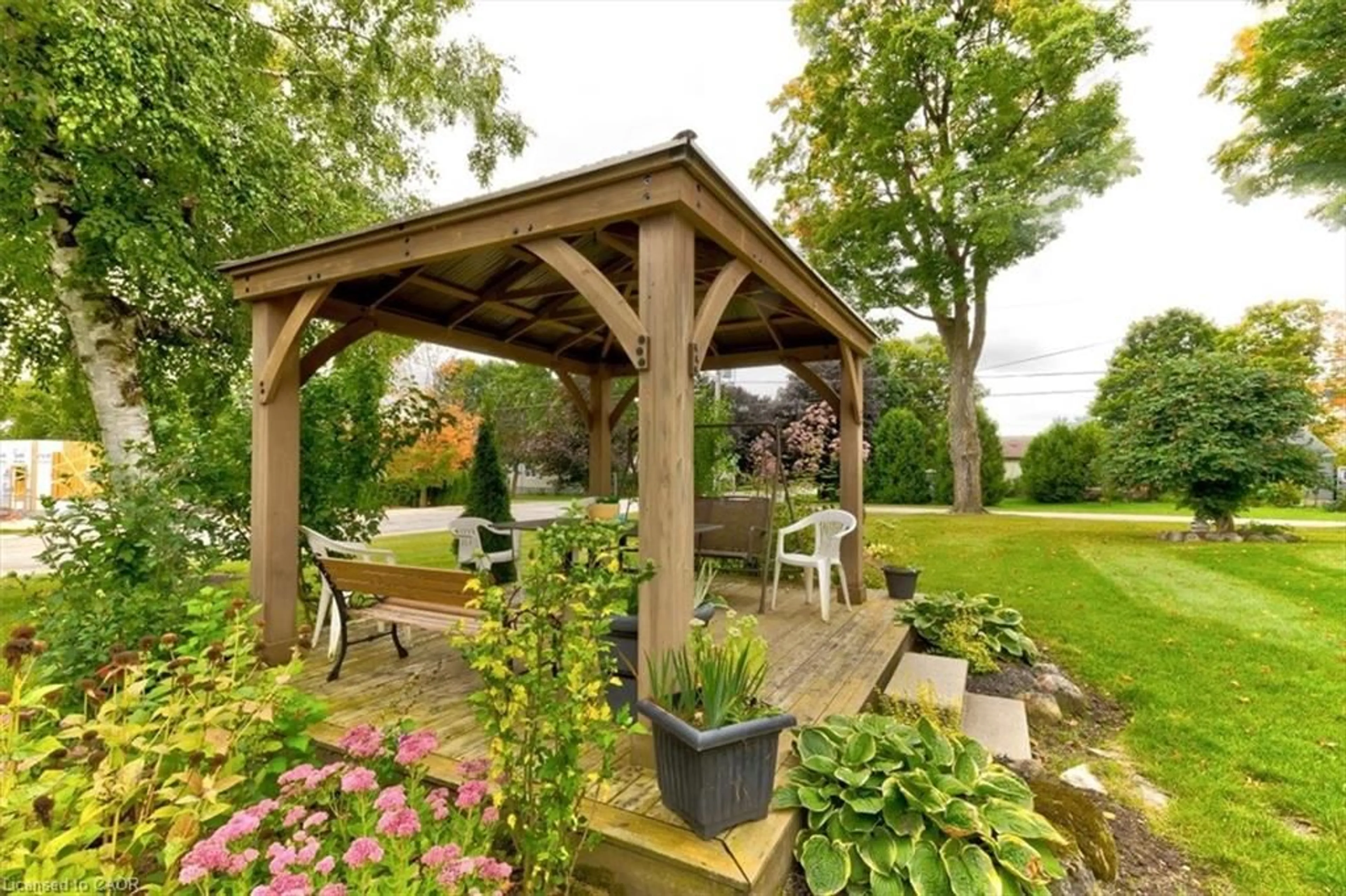 Patio, unknown for 163 John St, Harriston Ontario N0G 1Z0