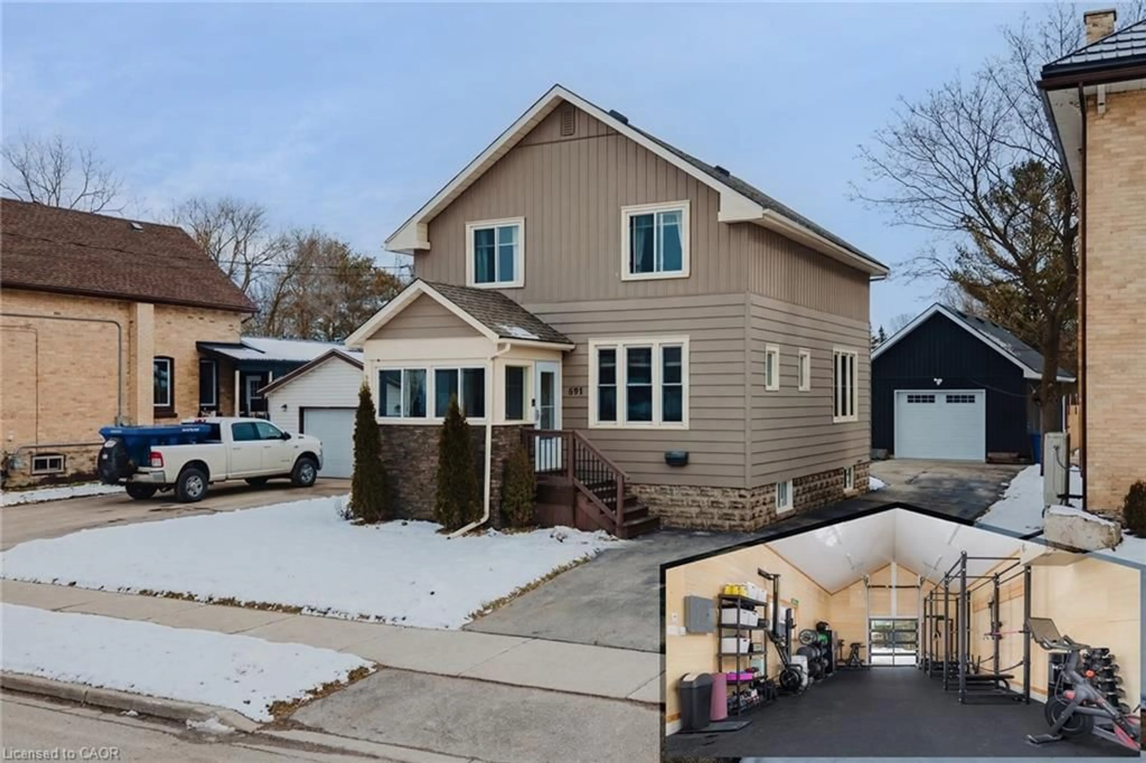A pic from outside/outdoor area/front of a property/back of a property/a pic from drone, street for 591 11th Ave, Hanover Ontario N4N 2S5