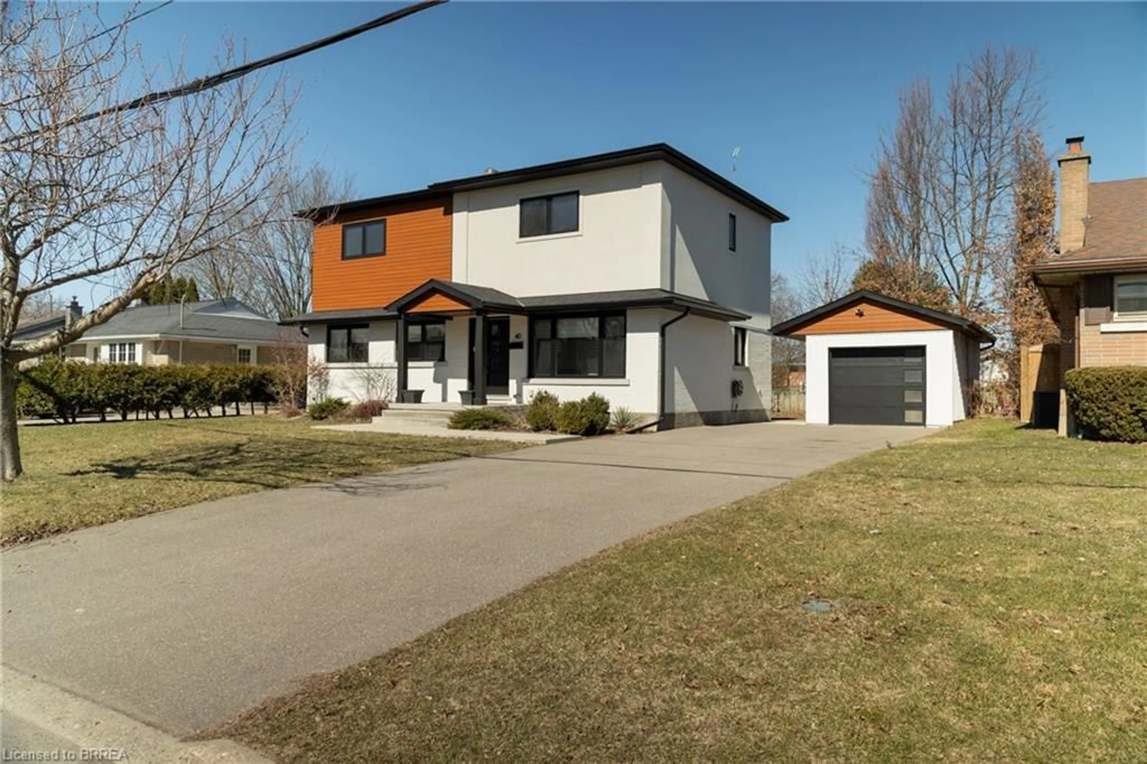 Home with brick exterior material, street for 40 Varadi Ave, Brantford Ontario N3R 3N3