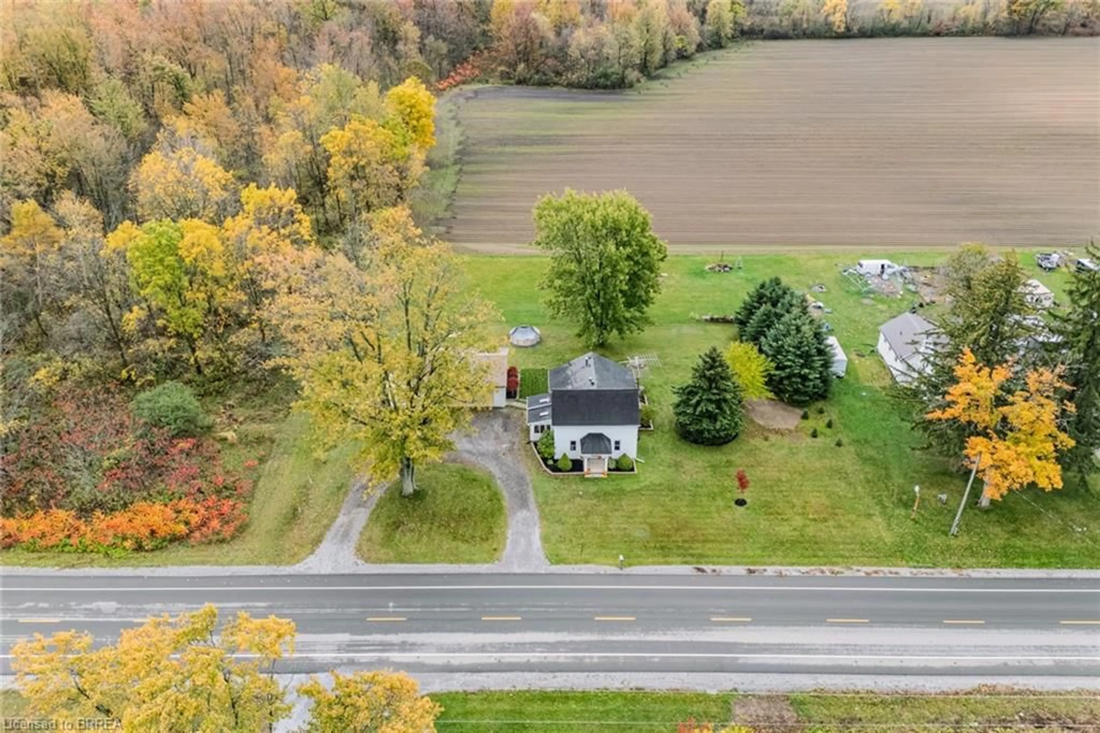 A pic from outside/outdoor area/front of a property/back of a property/a pic from drone, unknown for 1546 Windham Centre Rd, Windham Centre Ontario N0E 2A0