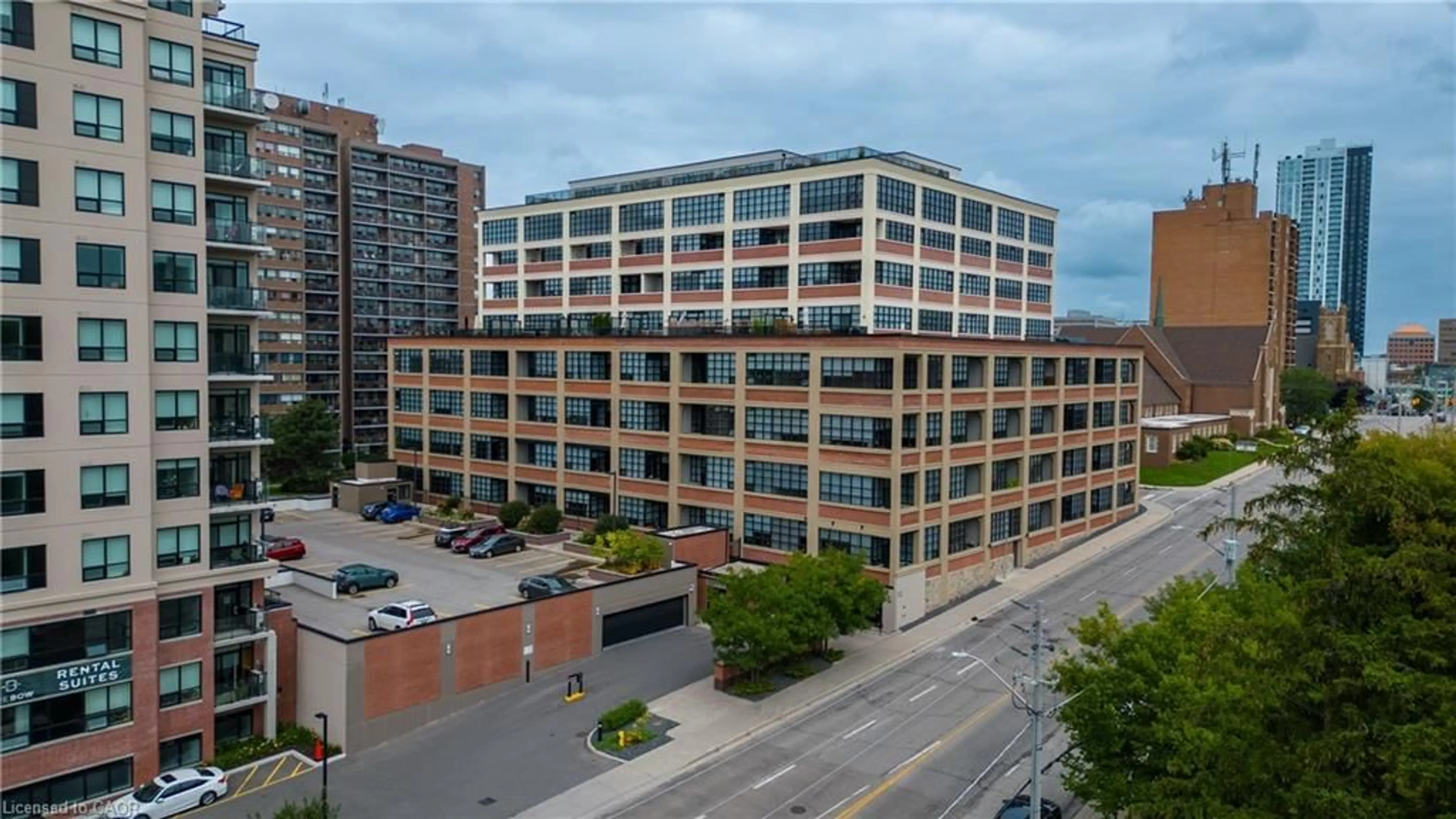 A pic from outside/outdoor area/front of a property/back of a property/a pic from drone, city buildings view from balcony for 112 Benton St #601, Kitchener Ontario N2G 3H6