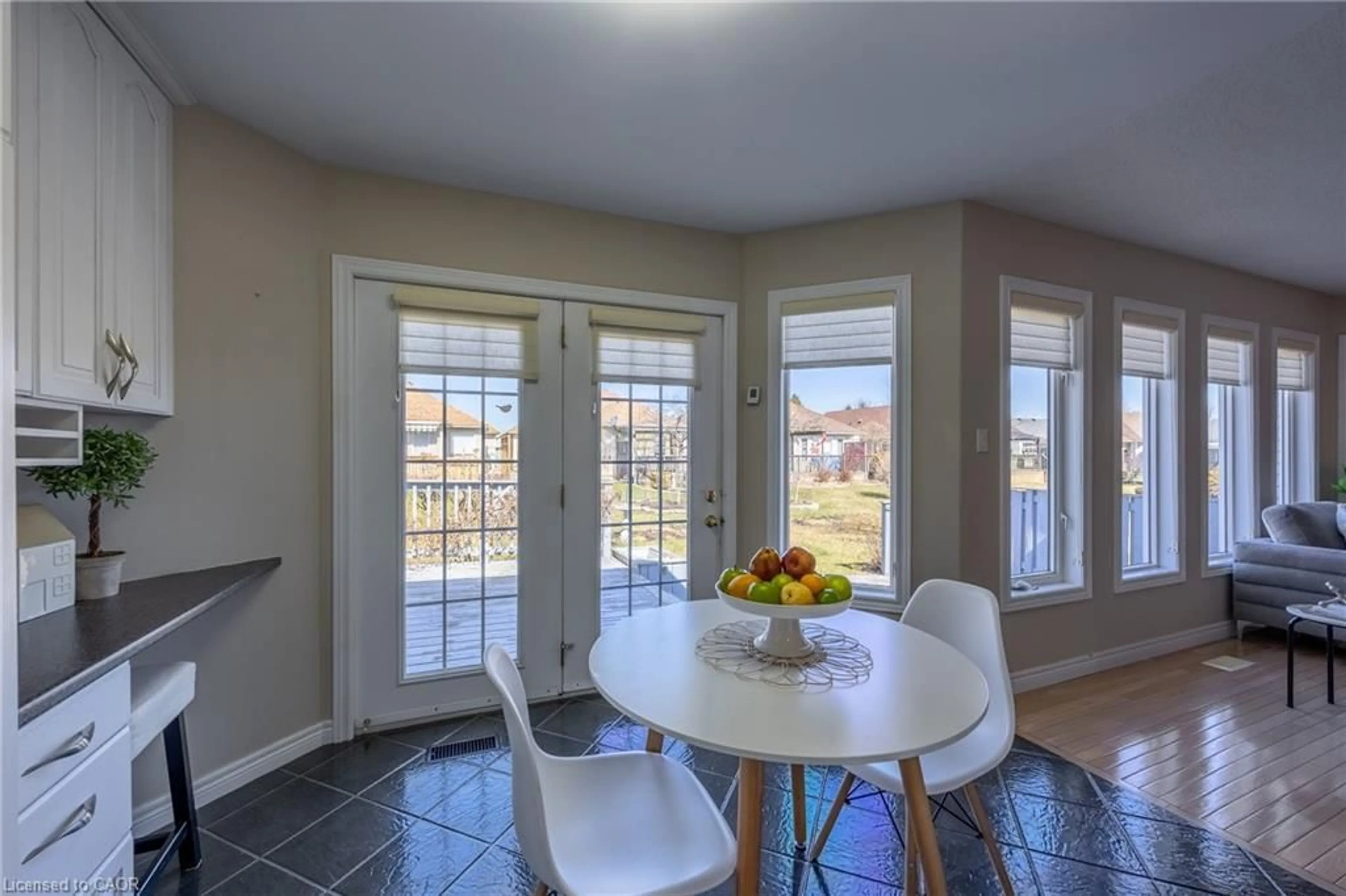 Dining room, ceramic/tile floor for 18 Carolina Way, Port Rowan Ontario N0E 1M0
