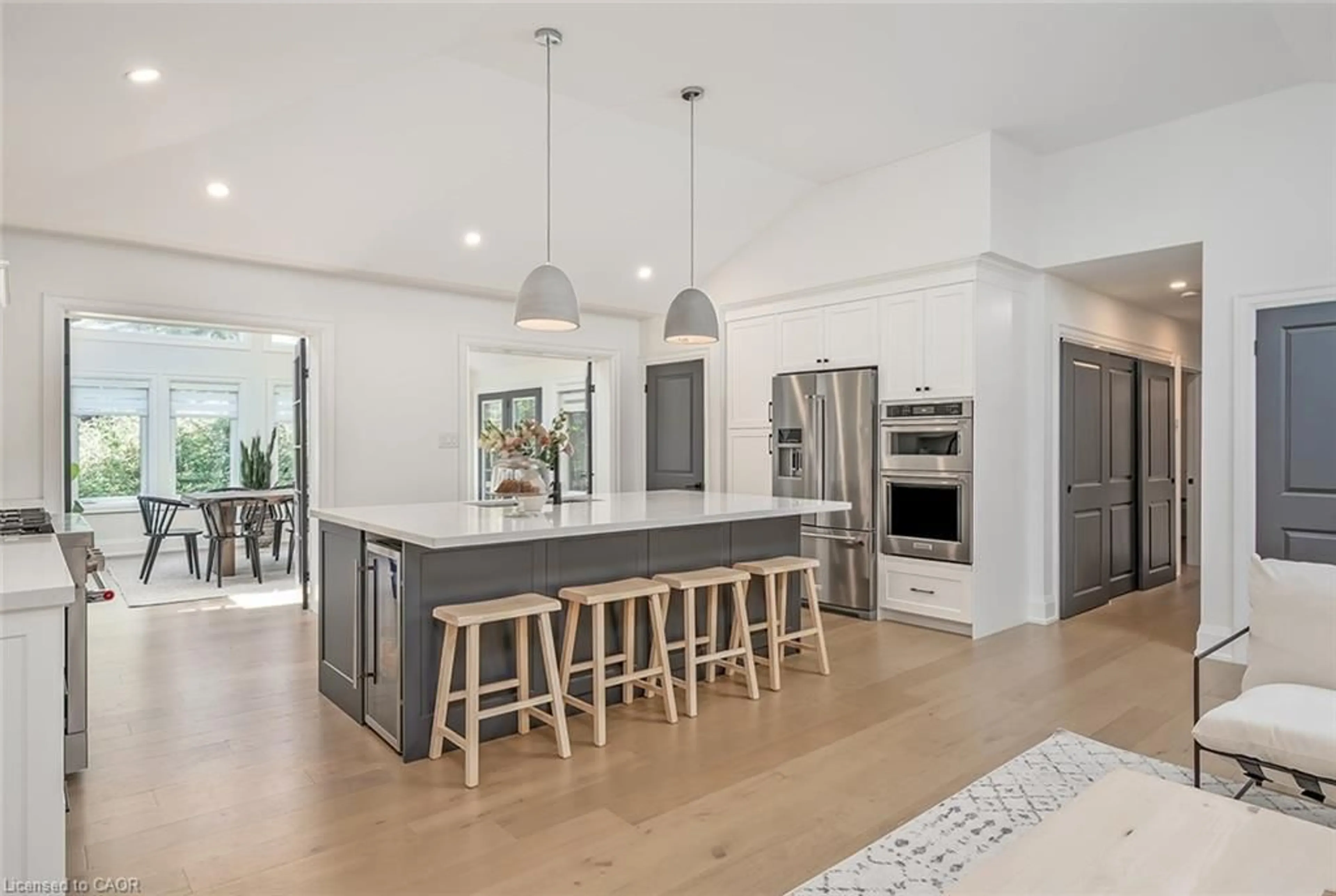 Open concept kitchen, unknown for 564 Maplehill Dr, Burlington Ontario L7N 2W3