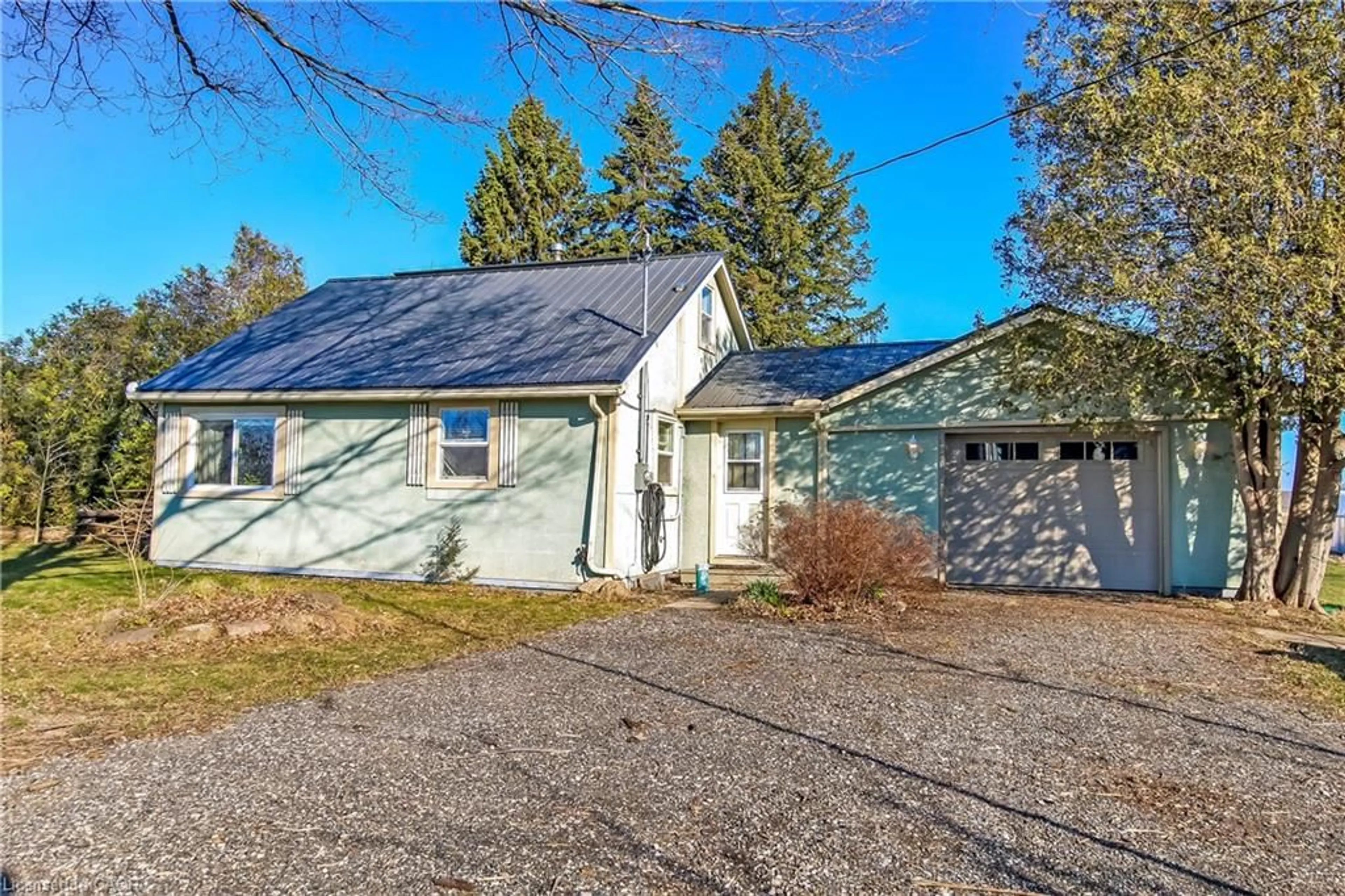 A pic from outside/outdoor area/front of a property/back of a property/a pic from drone, street for 361 1st Conc Rd, Port Rowan Ontario N0E 1M0