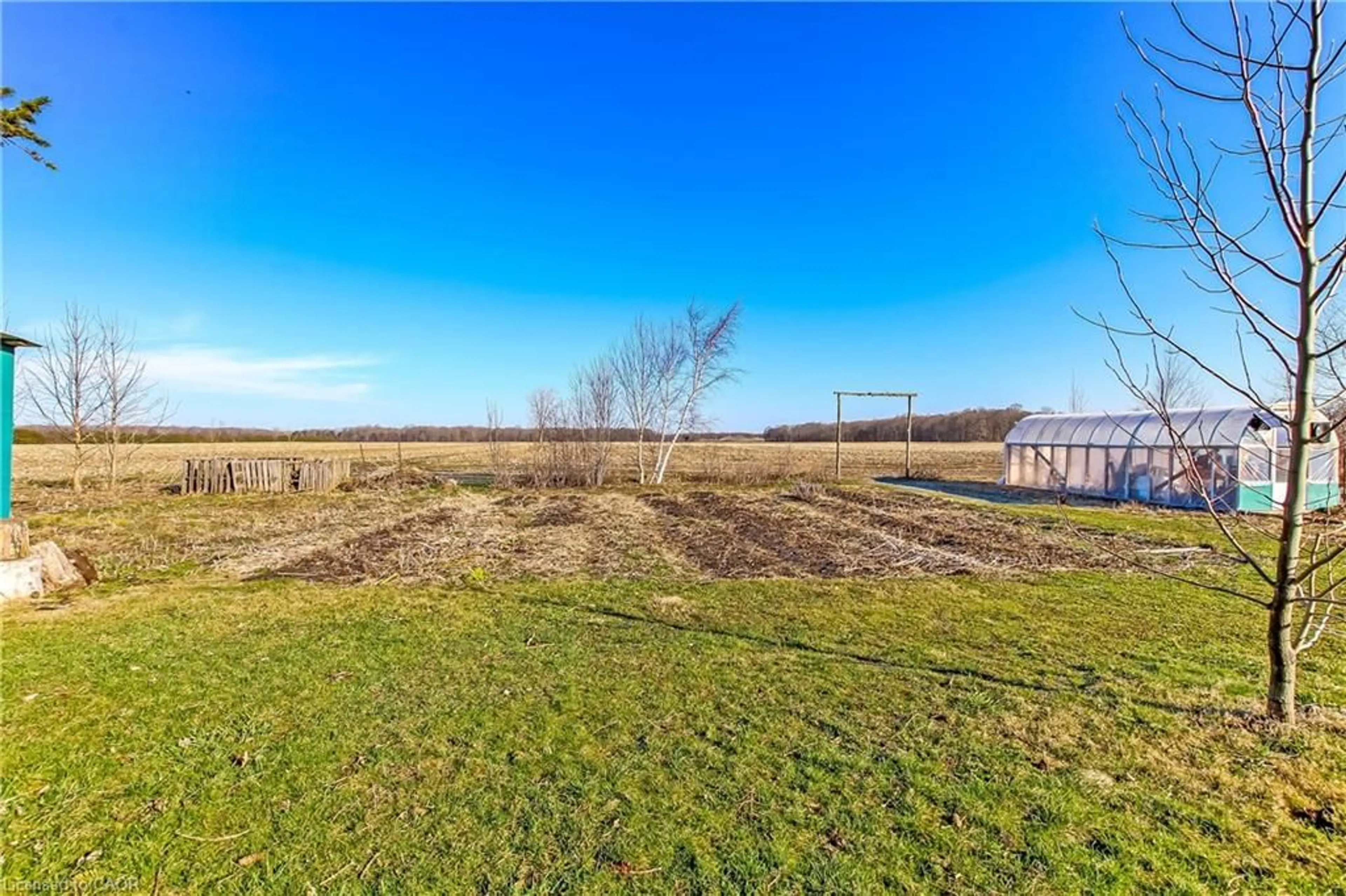 A pic from outside/outdoor area/front of a property/back of a property/a pic from drone, water/lake/river/ocean view for 361 1st Conc Rd, Port Rowan Ontario N0E 1M0