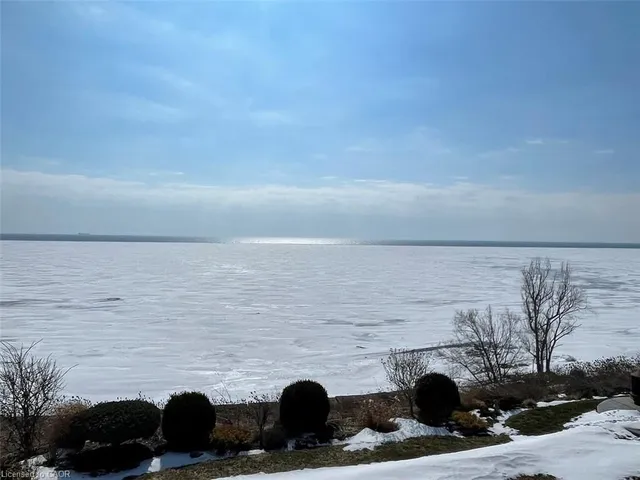 80 New Lakeshore Rd #16, Port Dover 3