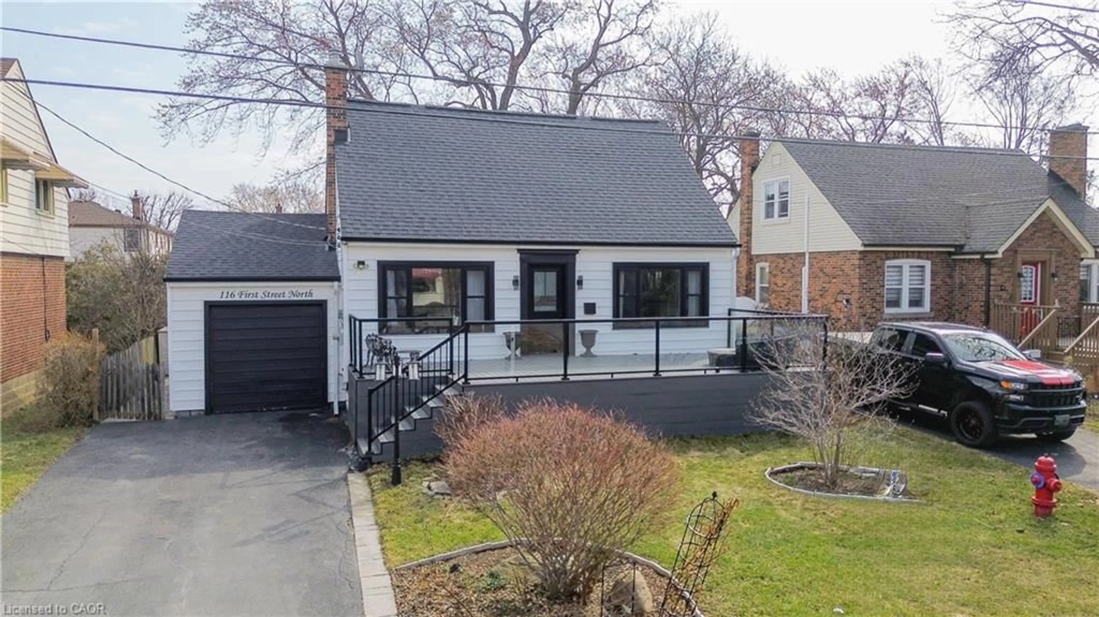 Unknown for 116 First St, Stoney Creek Ontario L8G 1Y4