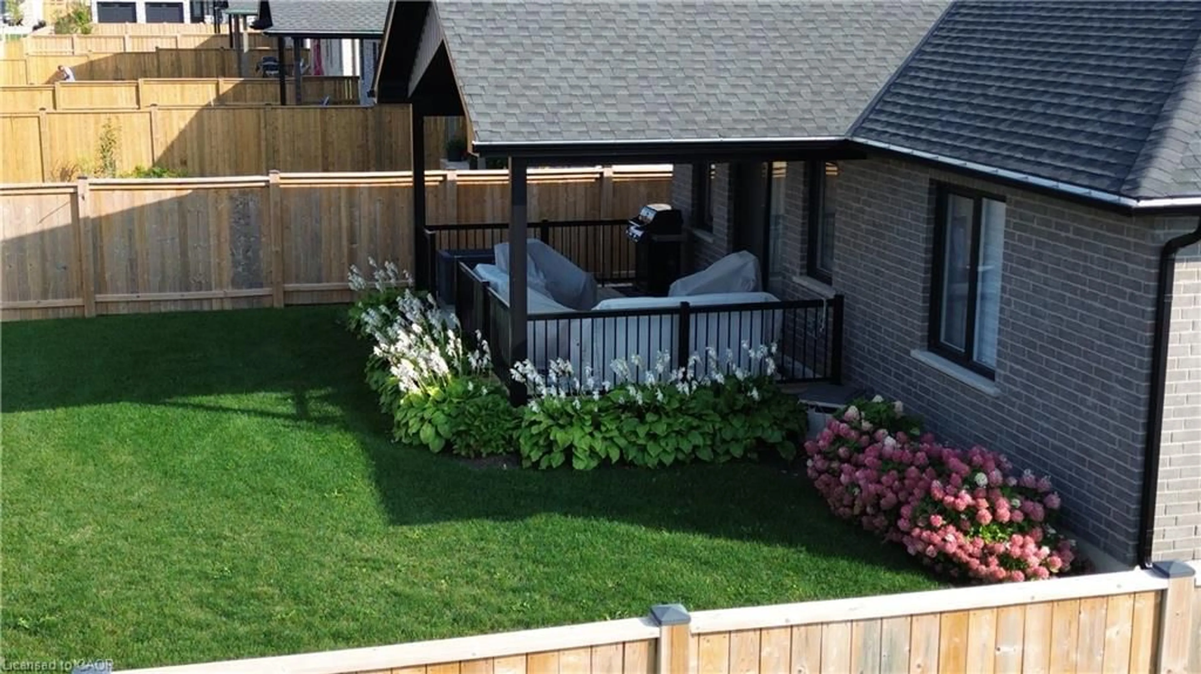 Patio, unknown for 1095 Kincaid St, Listowel Ontario N4W 0J8