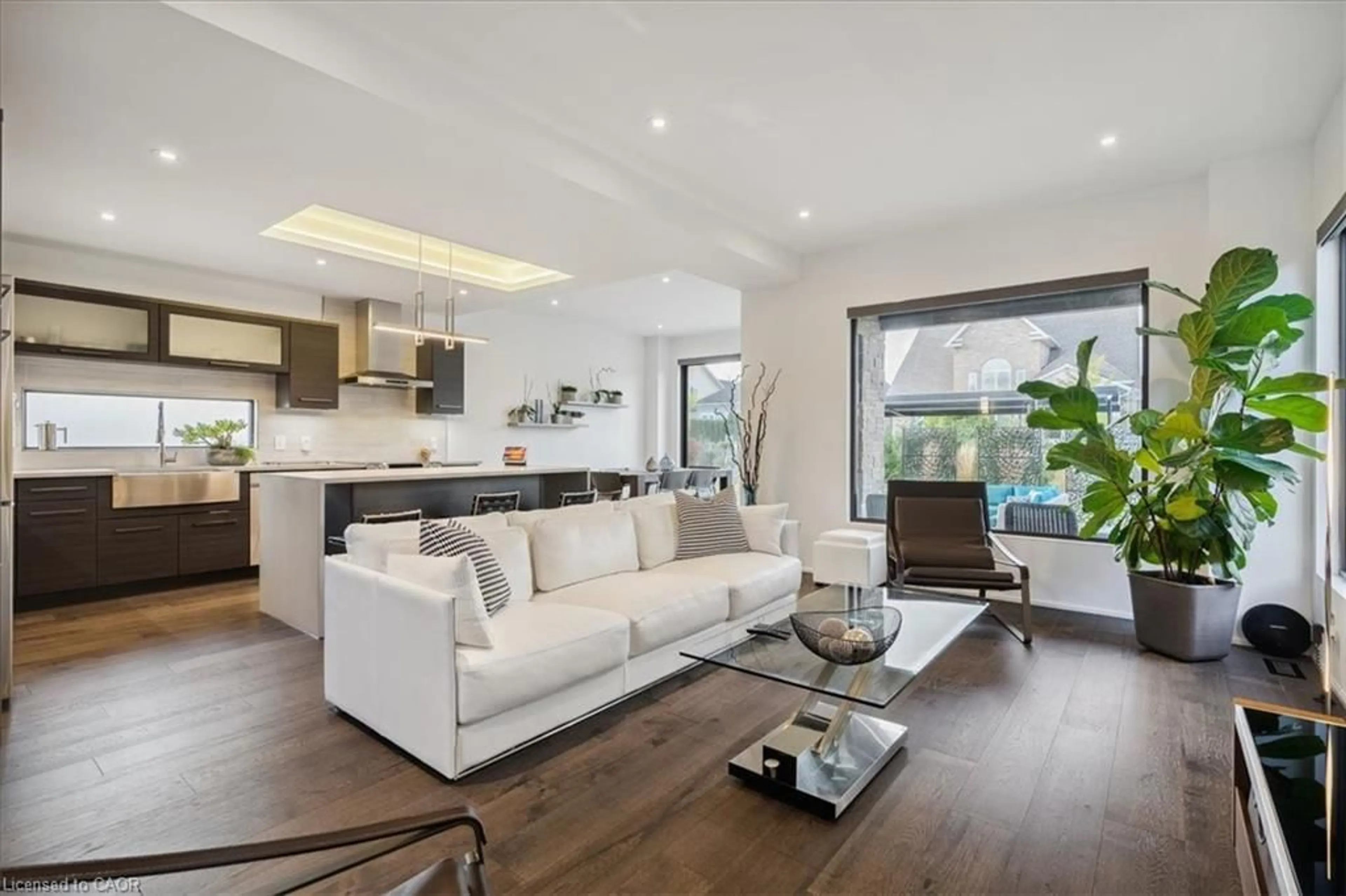 Living room with furniture, unknown for 137 New Lakeshore Rd, Port Dover Ontario N0A 1N3