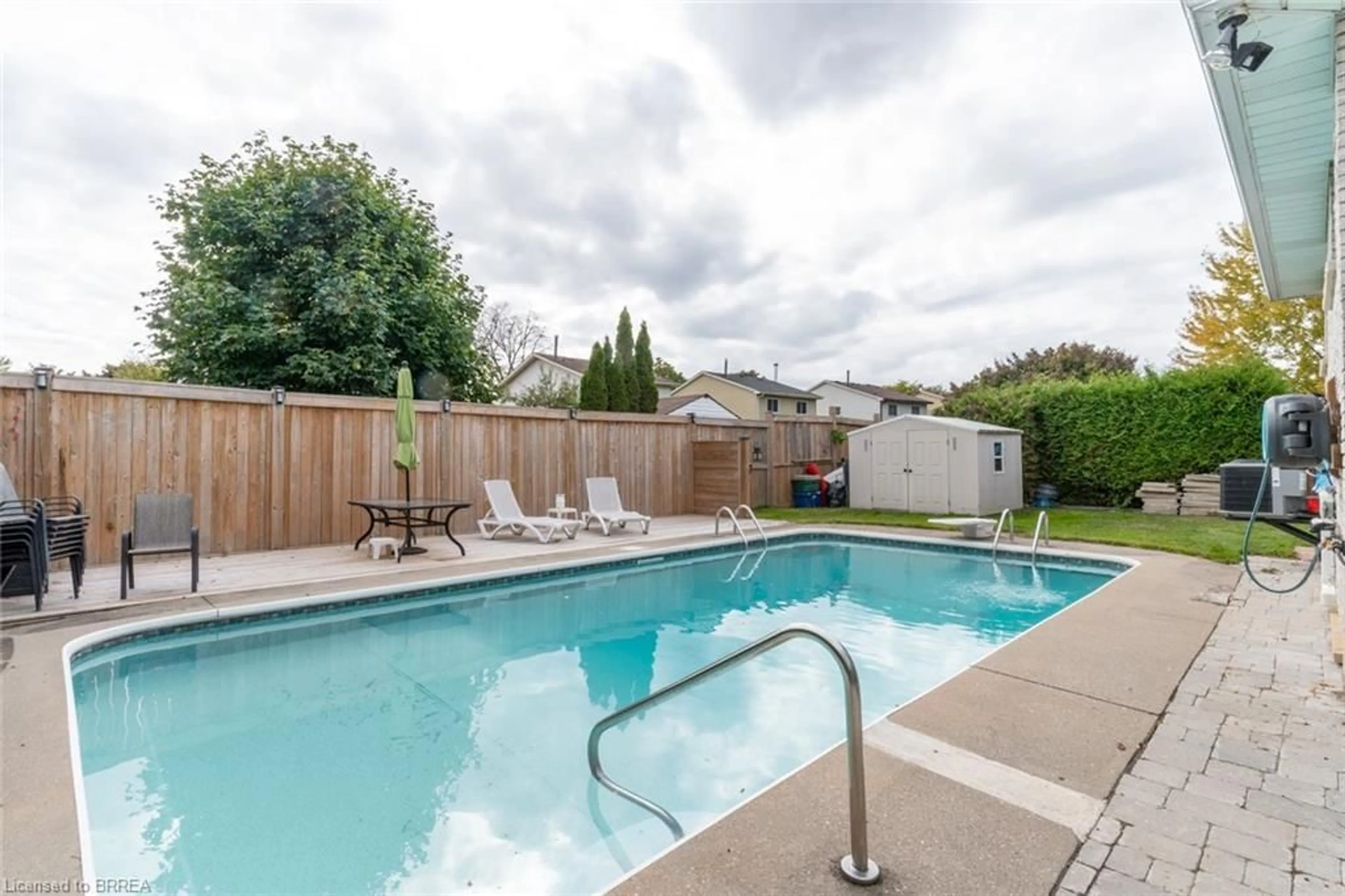 Pool for 76 Enfield Cres, Brantford Ontario N3P 1B2
