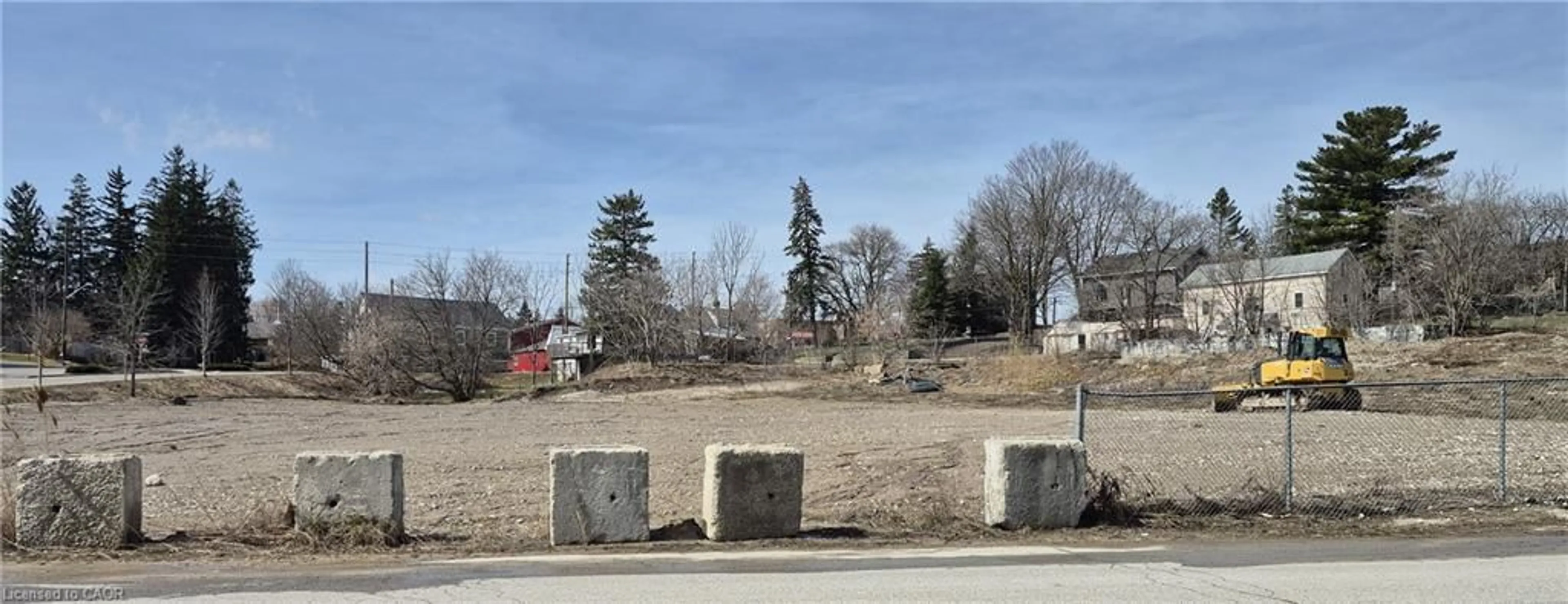 Blurry image for 63 Benjamin St, New Dundee Ontario N0B 2E0