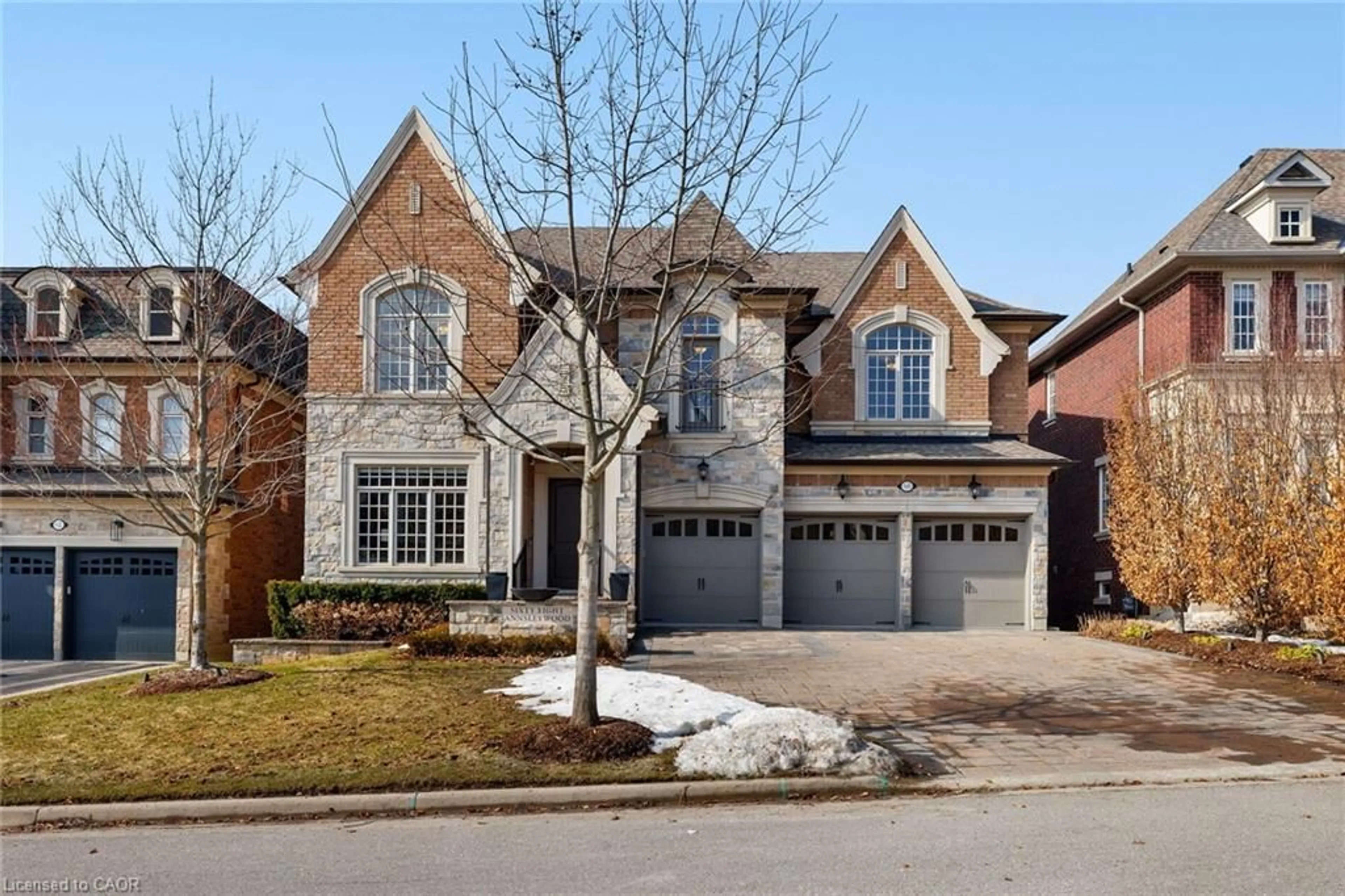 Home with brick exterior material, street for 68 Annsleywood Crt, Kleinburg Ontario L4H 4G6