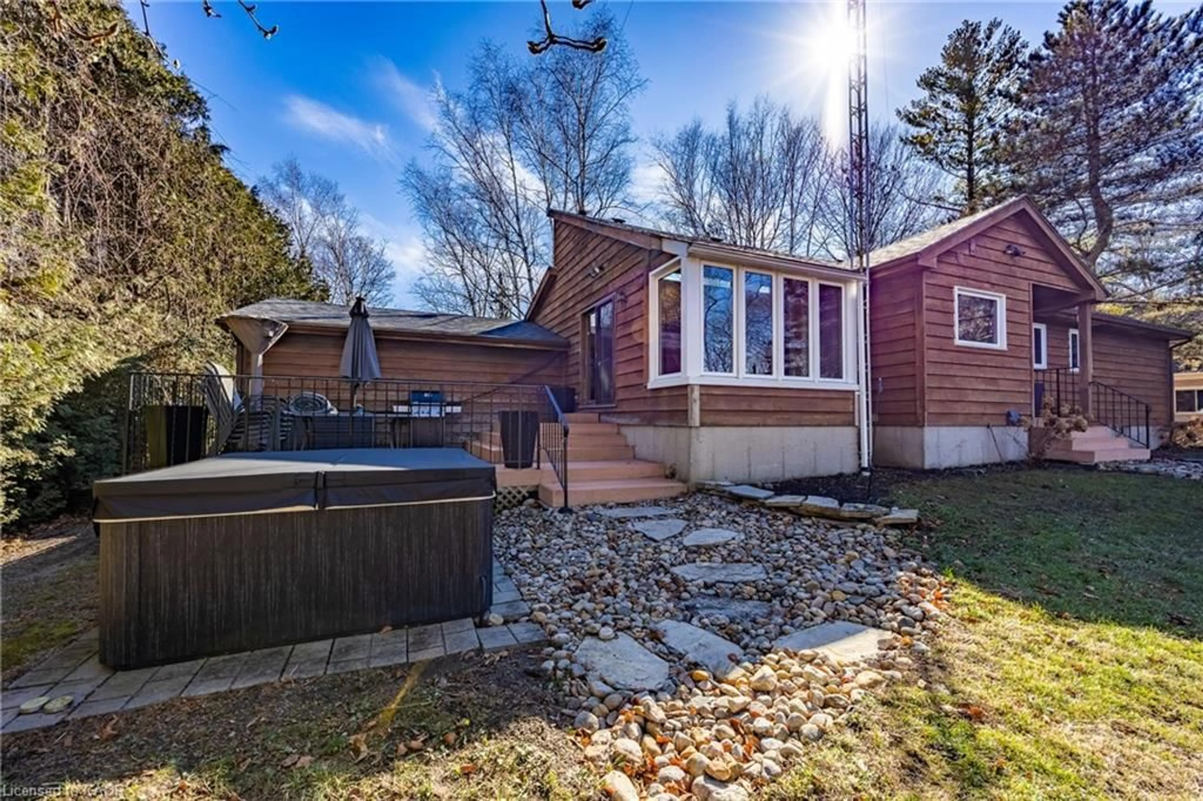 Unknown for 917 Concession 6 Rd, Waterford Ontario N0E 1Y0