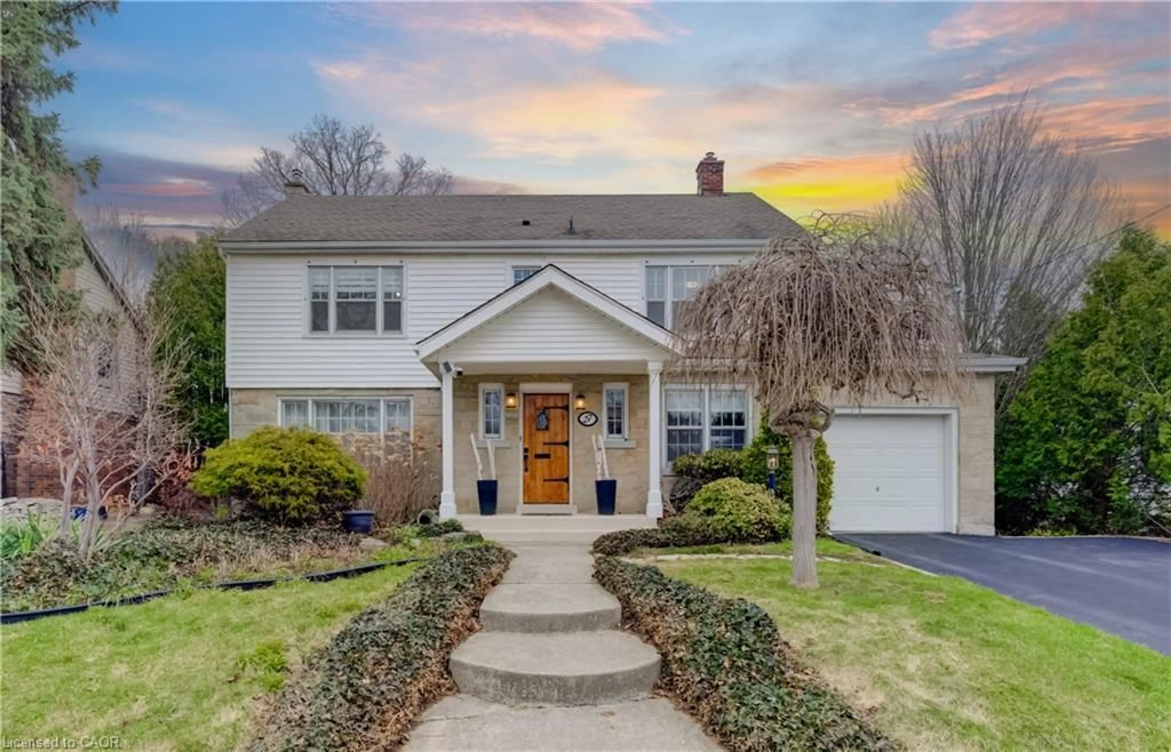 Unknown for 27 Lowrey Ave, Cambridge Ontario N1R 4Z4