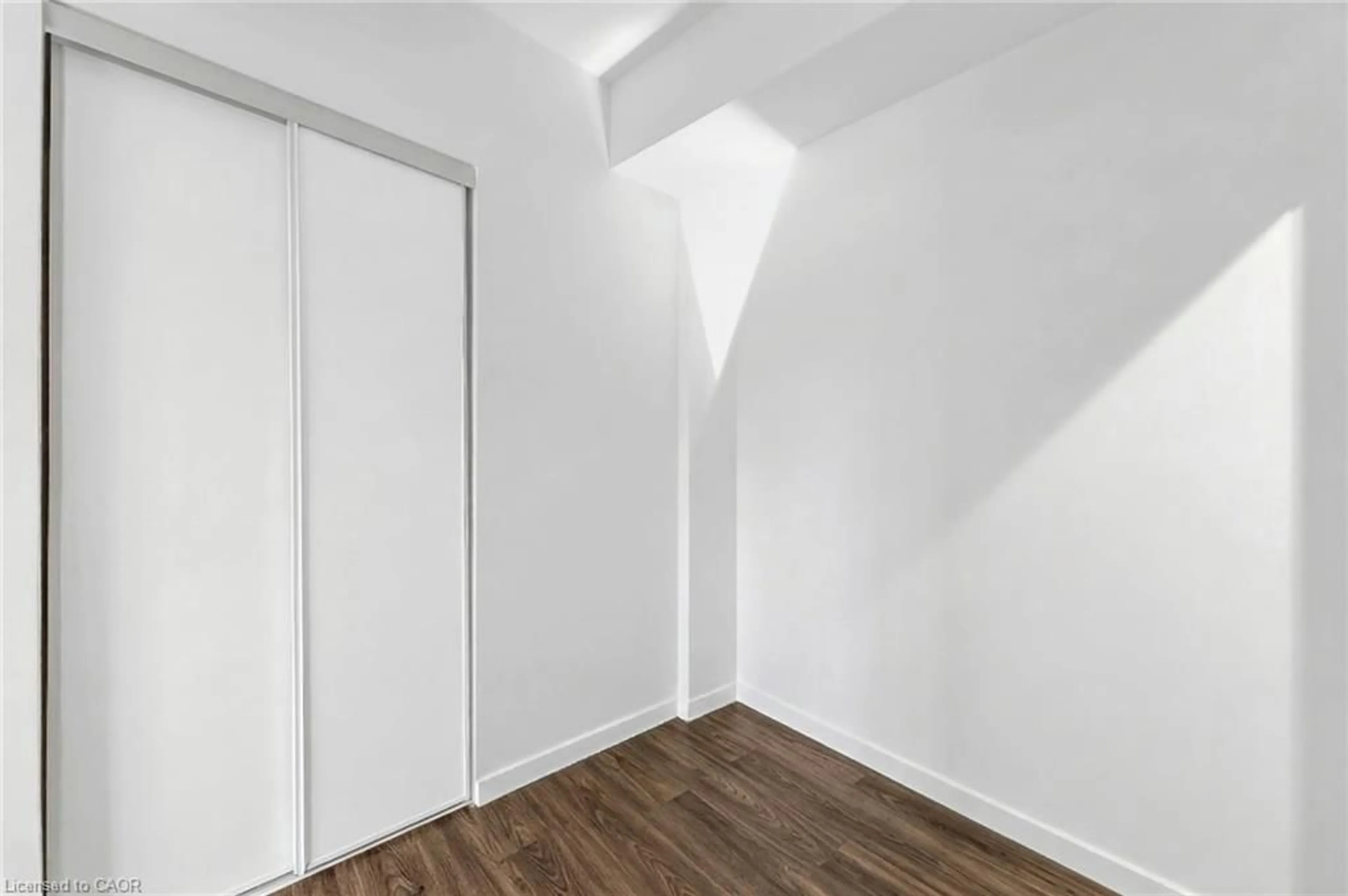 A pic of a room for 319 Jarvis St #3207, Toronto Ontario M5B 0C8