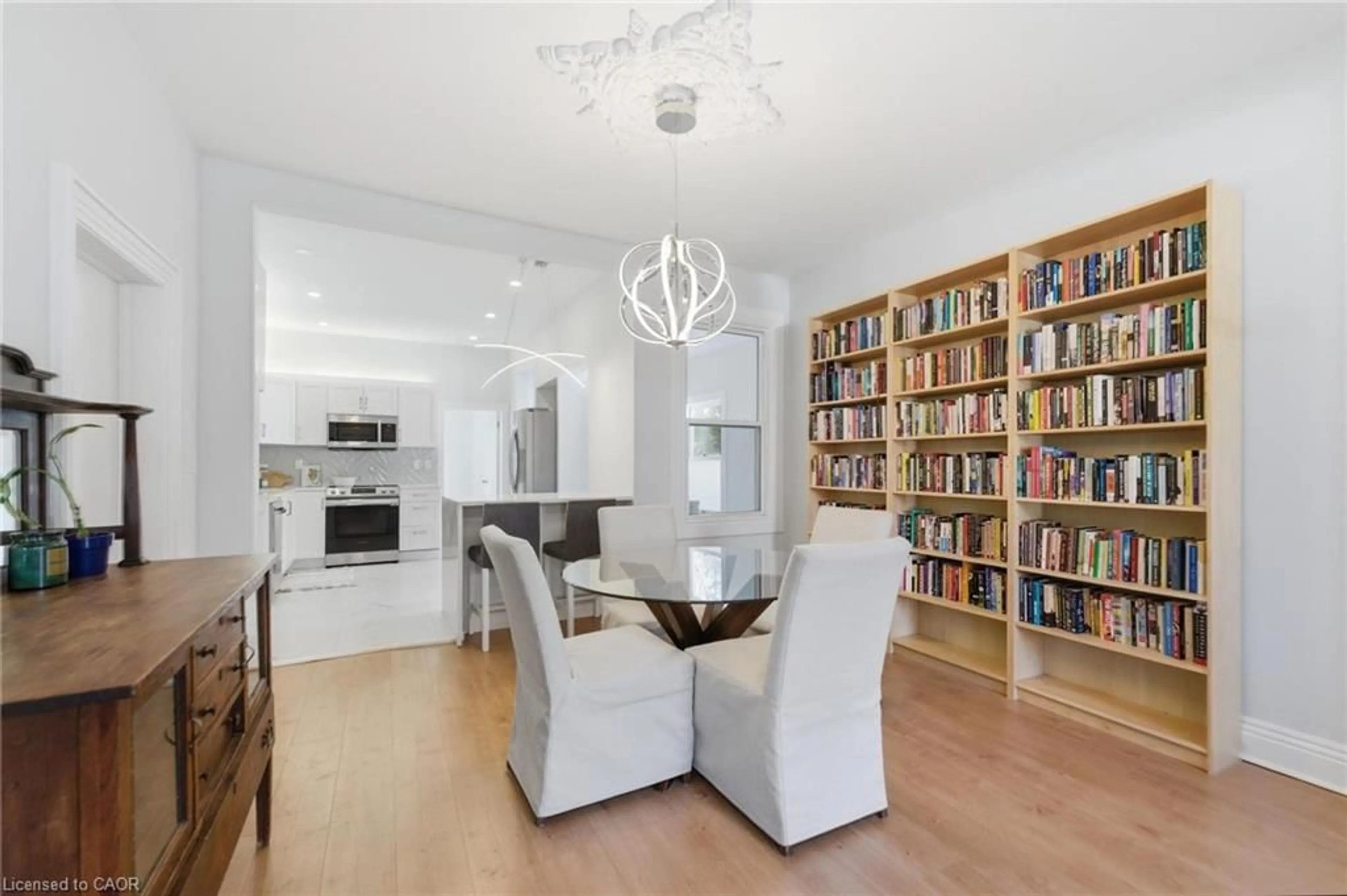 Dining room, unknown for 176 Wood St, Hamilton Ontario L8L 3Y9