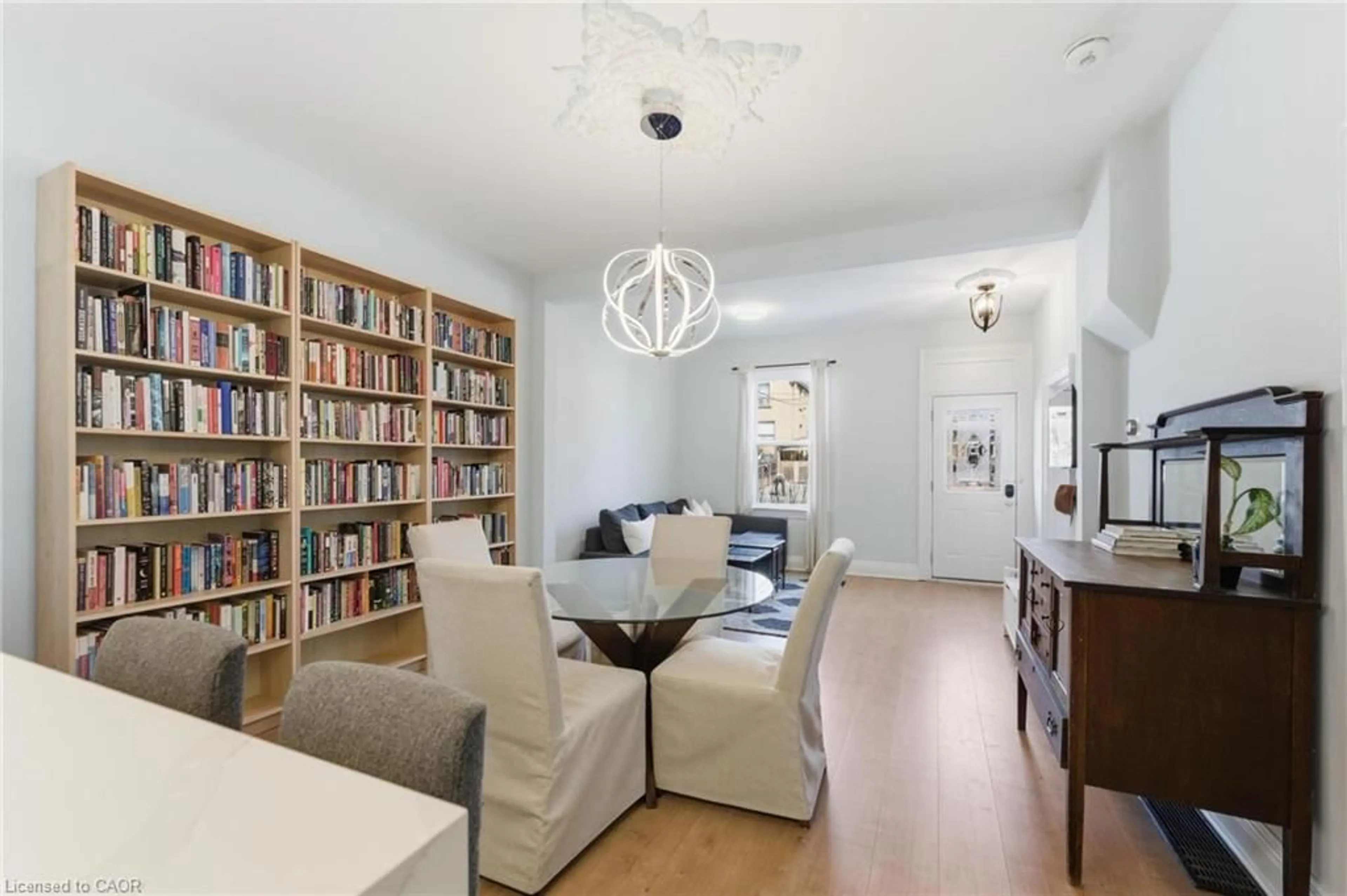 Living room with furniture, unknown for 176 Wood St, Hamilton Ontario L8L 3Y9