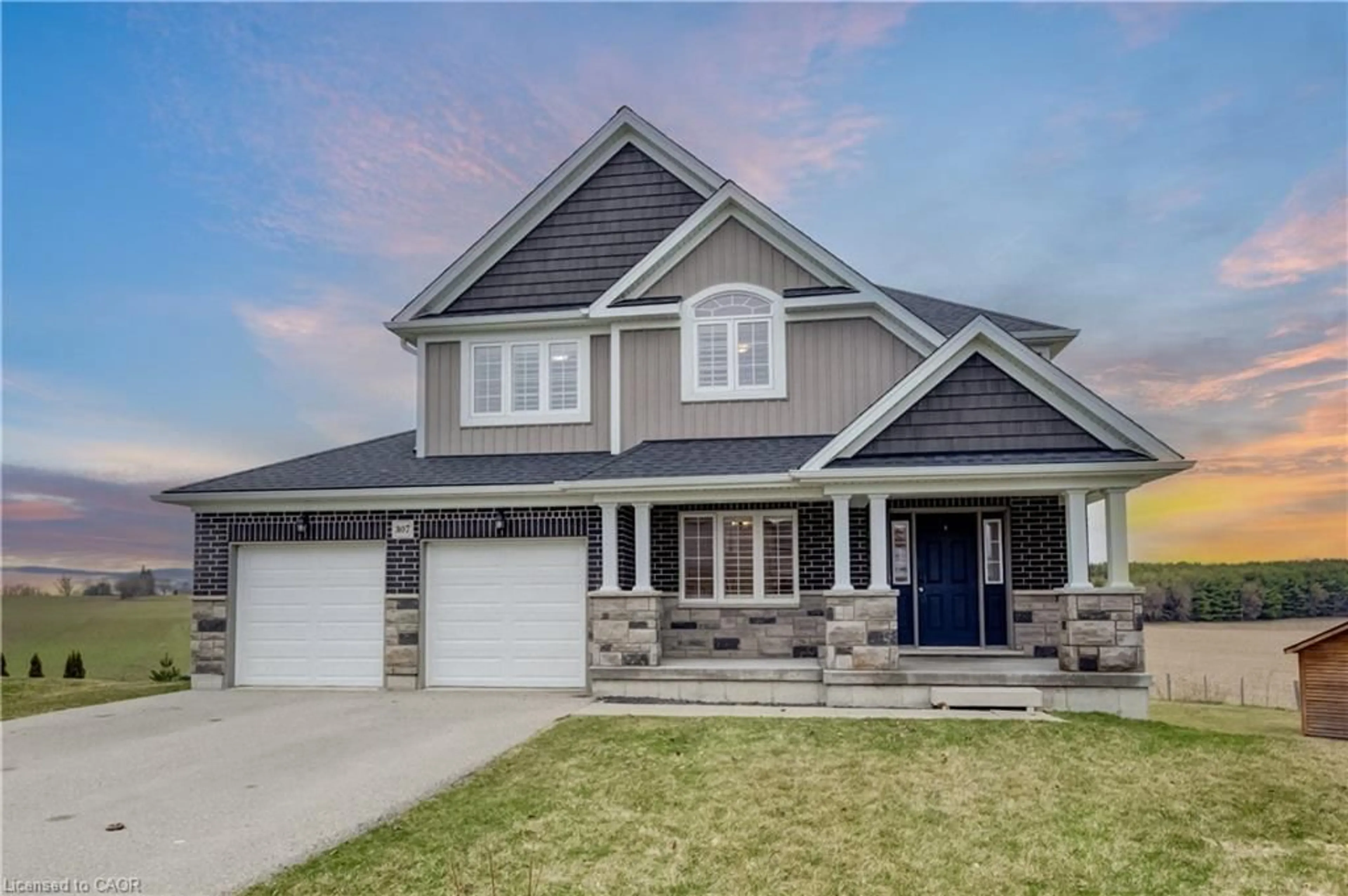 Home with vinyl exterior material, street for 307 Poldon Dr, Norwich Ontario N0J 1P0