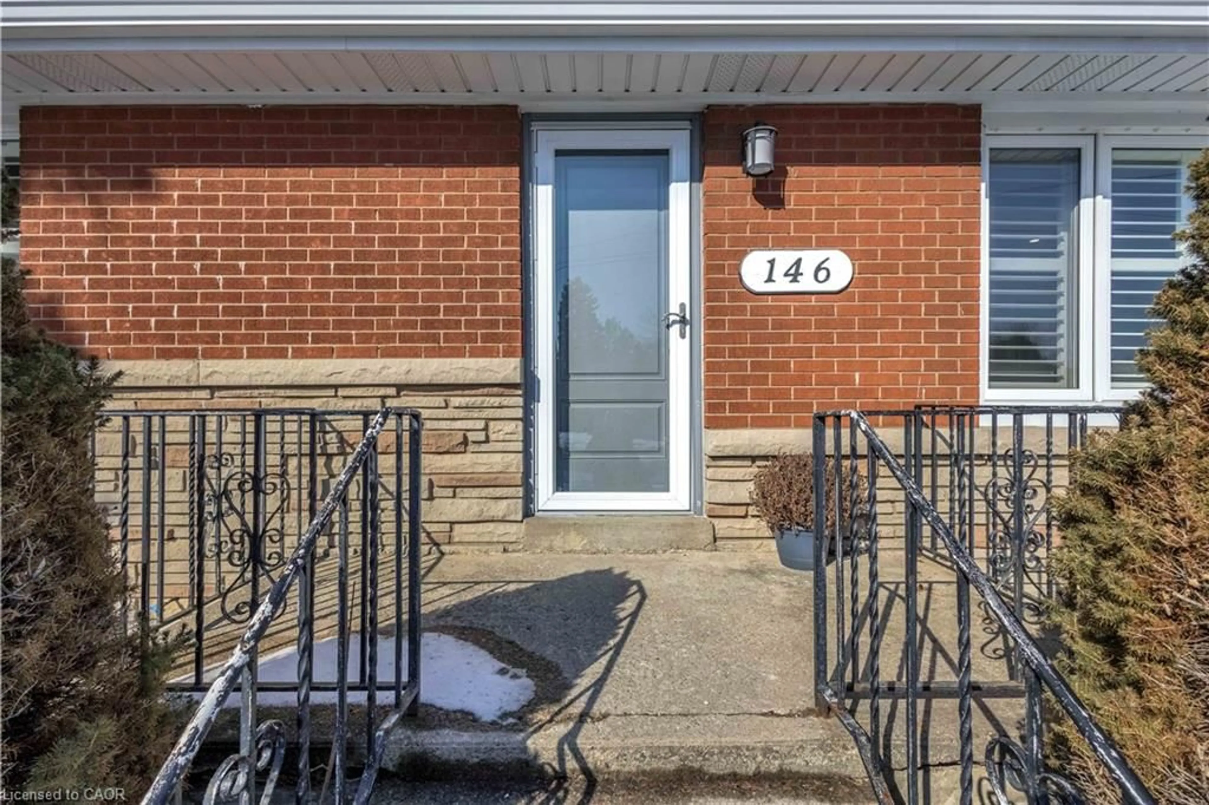 Unknown for 146 West 25th St, Hamilton Ontario L9C 4X5